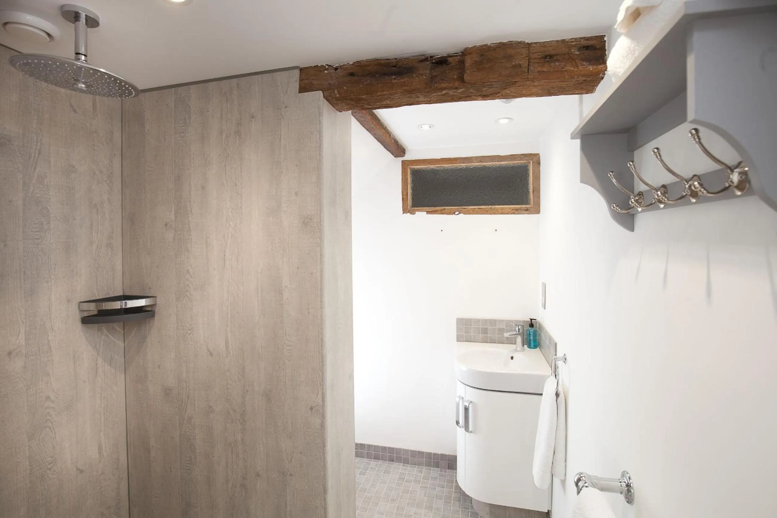 Bathroom in The Old House Guest House