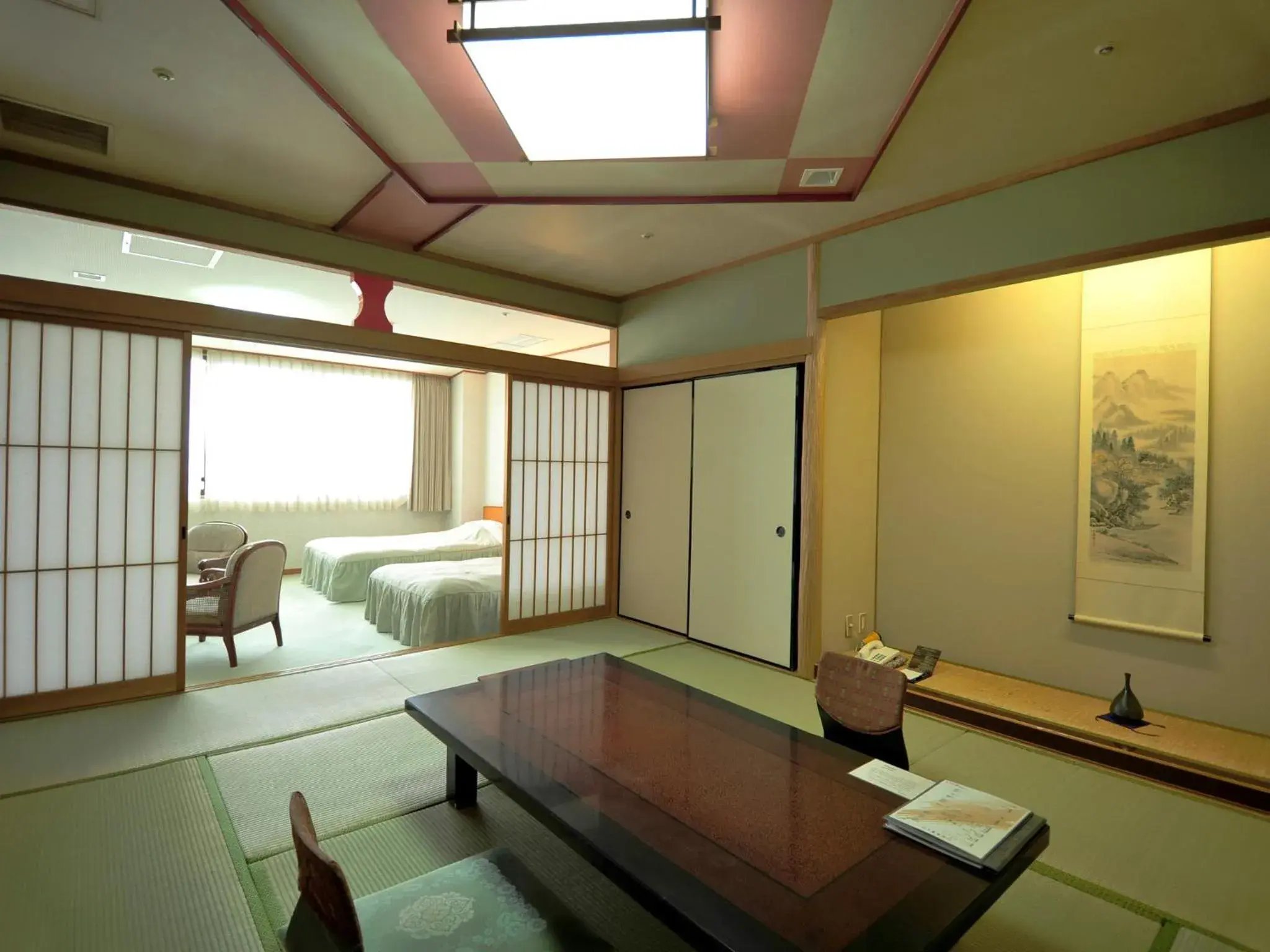 Standard Room with Tatami Area with City View - Smoking in Nisshokan Shinkan Baishokaku Standard Room with Tatami Area with City View - Smoking in Nisshokan Shinkan Baishokaku