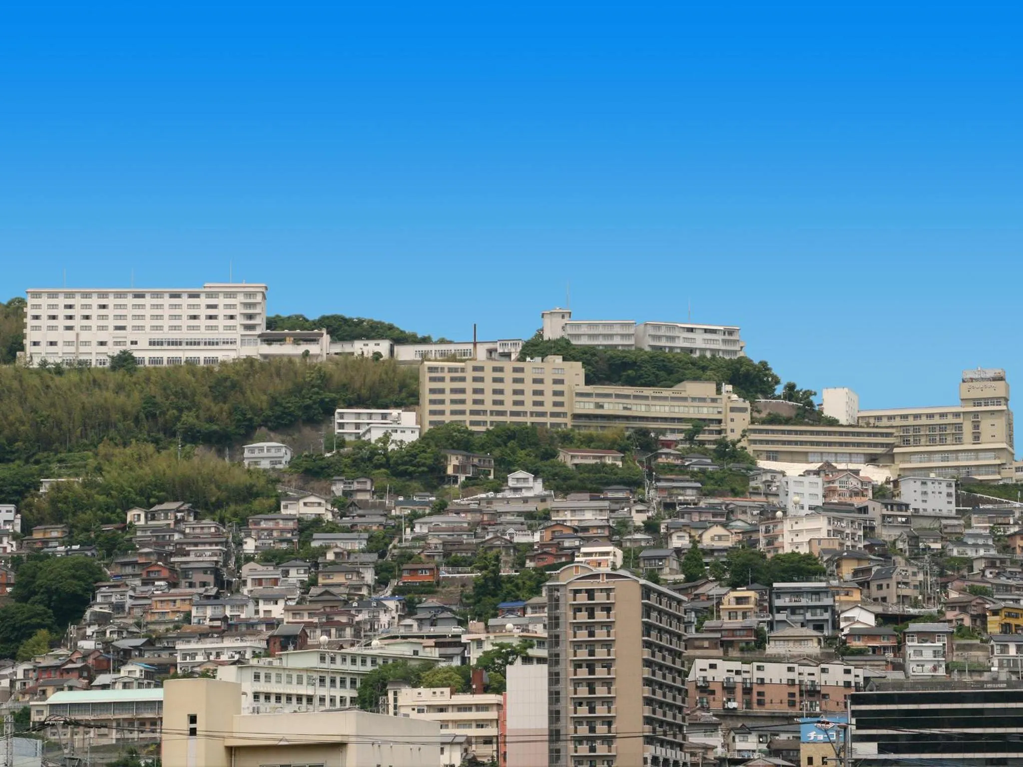 Facade/entrance in Nisshokan Shinkan Baishokaku