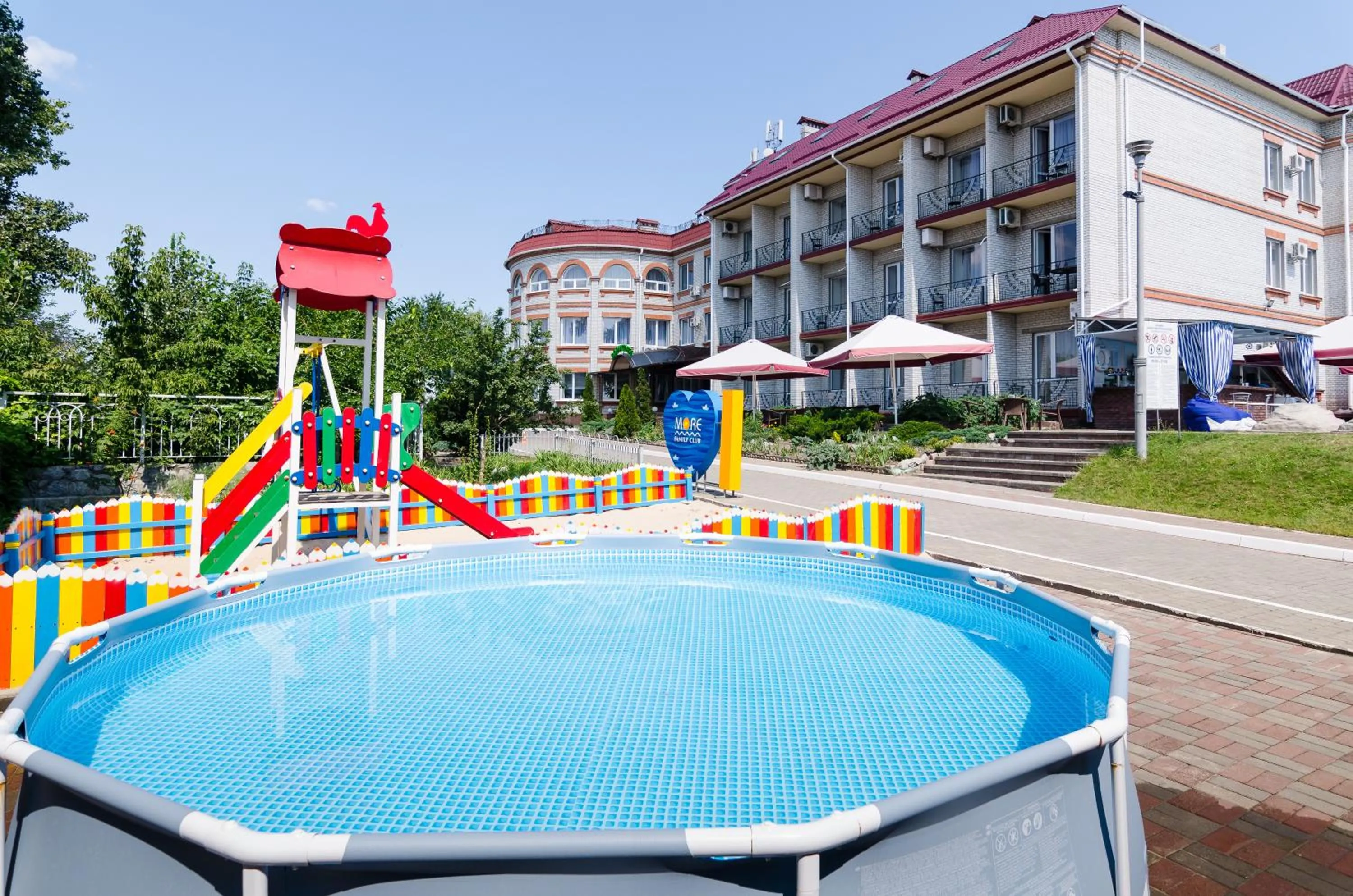 Swimming pool in VitaPark Borysfen