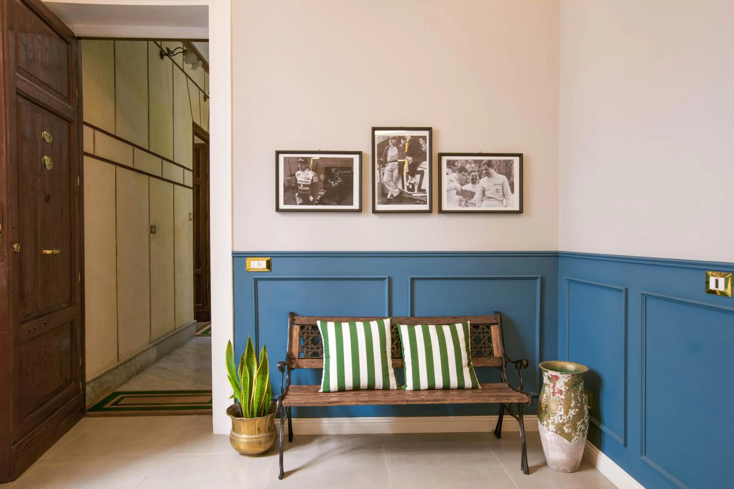 Seating area in Family Affair Luxury Rooms&Suites