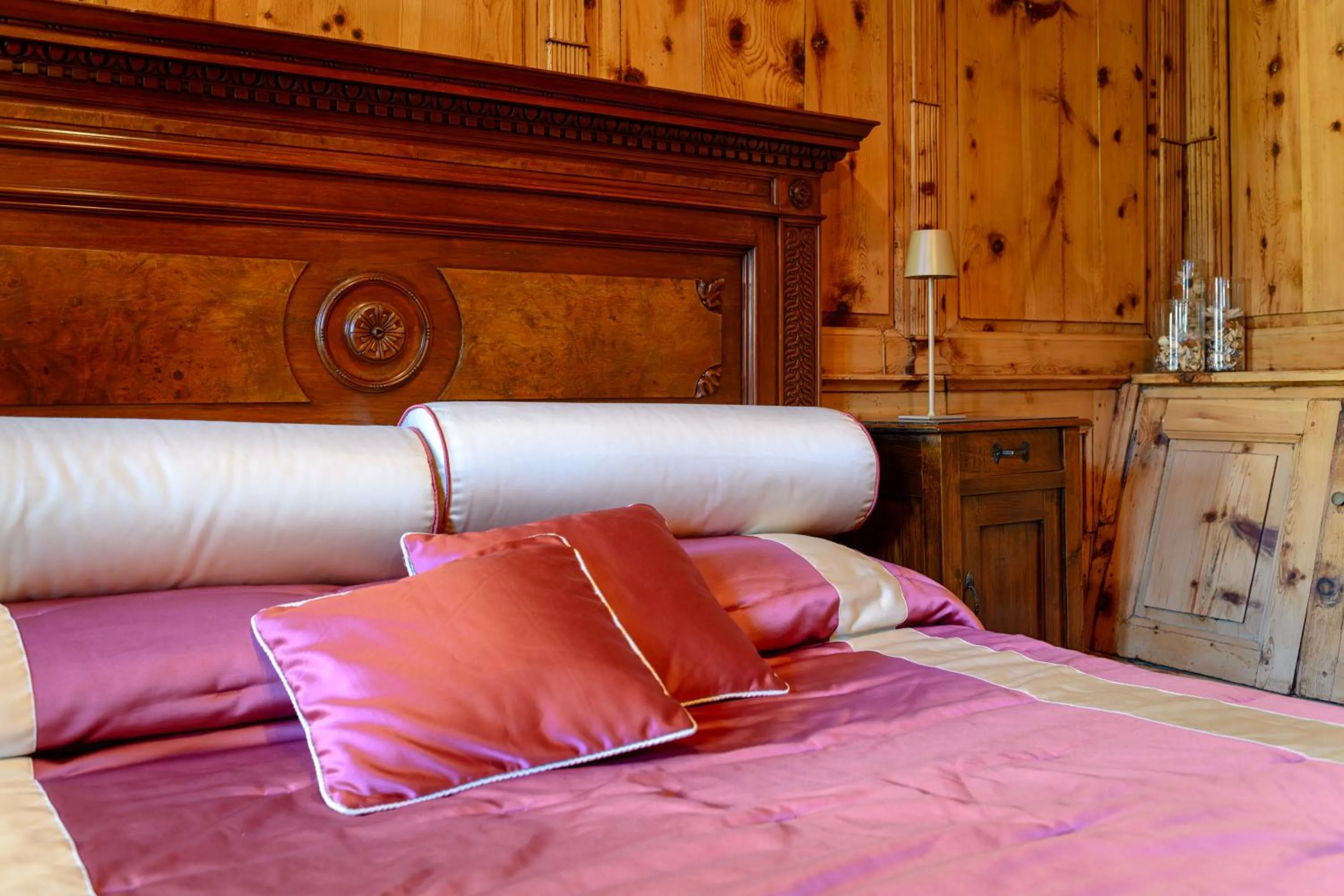 Bed in Hotel Garni Le Corti