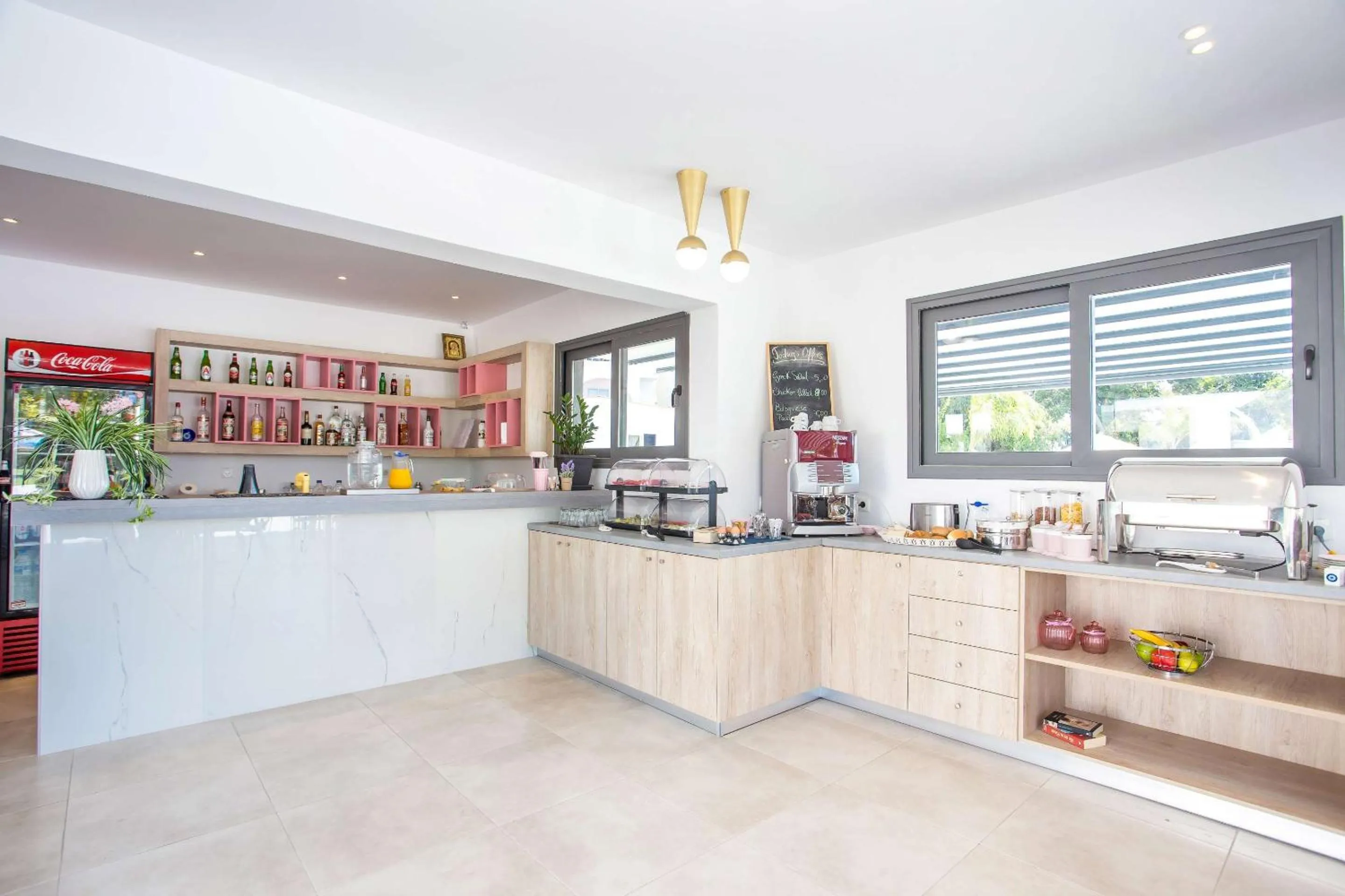 Restaurant/places to eat in Madison Boutique, Faliraki