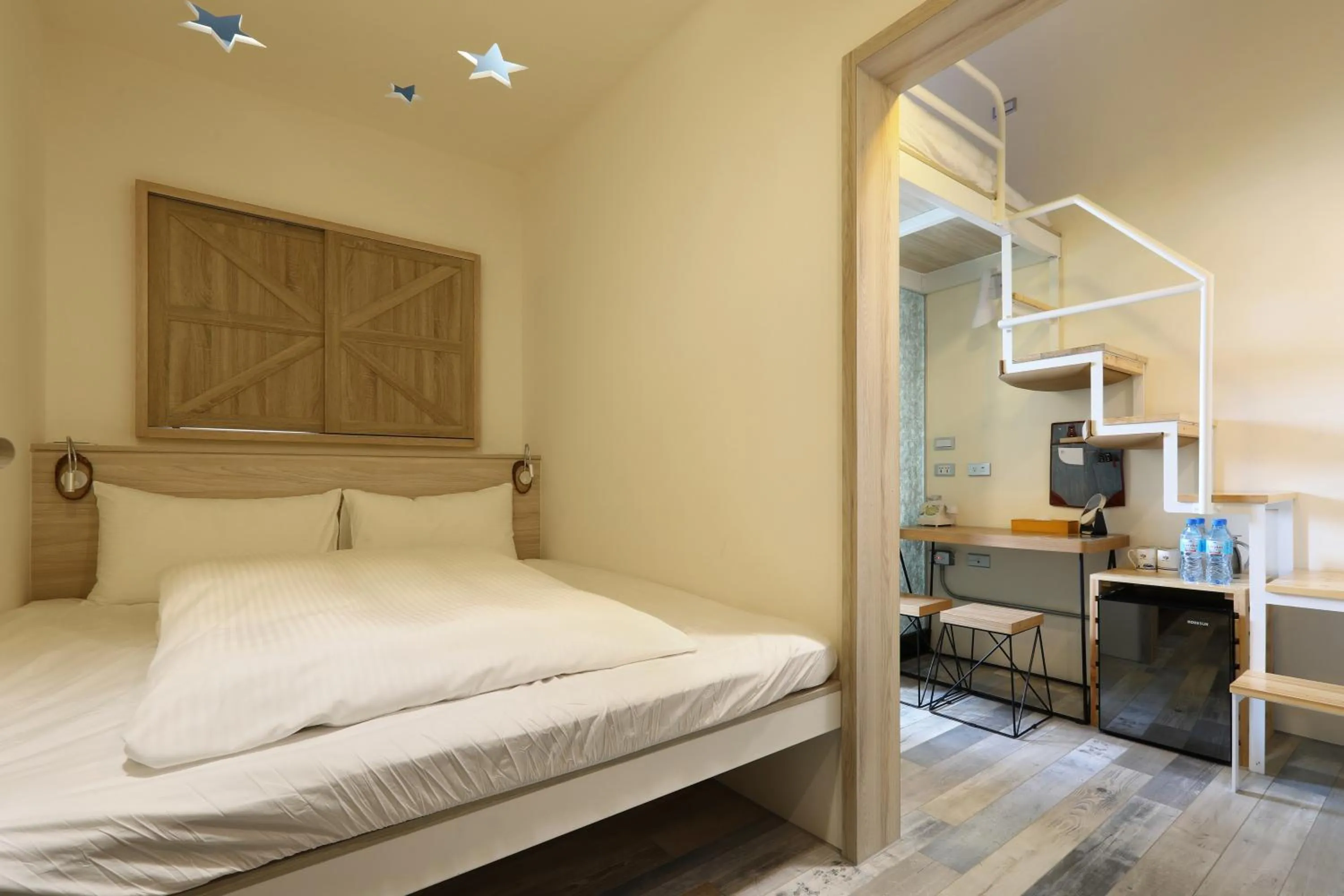 Bed in MINI HOTELS (Taichung Station Branch)
