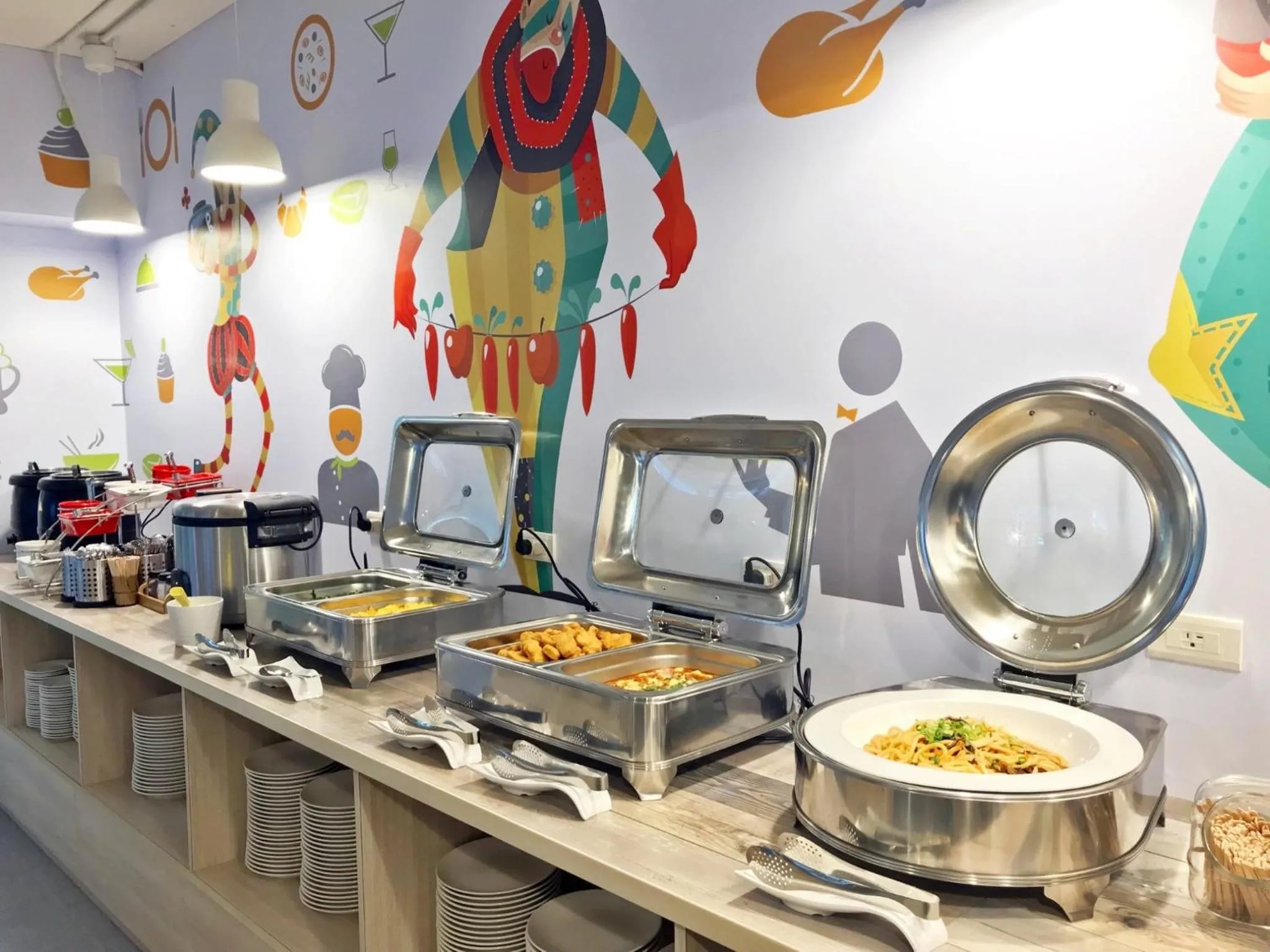 Buffet breakfast in MINI HOTELS (Taichung Station Branch)