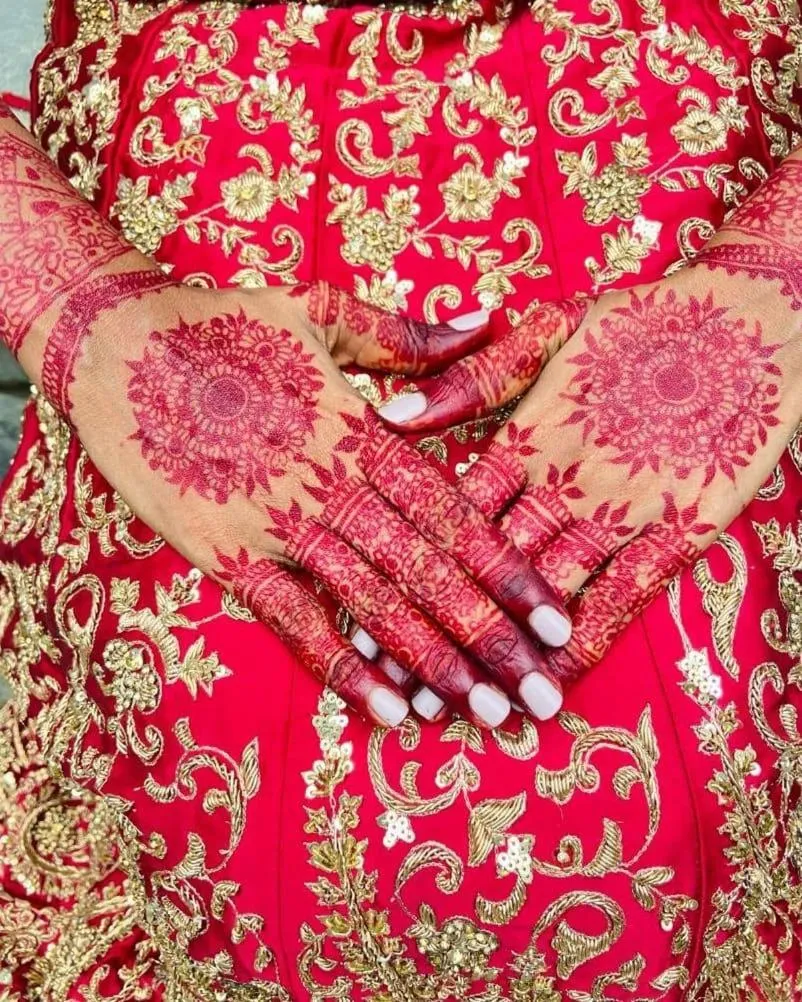 People in Plantation House