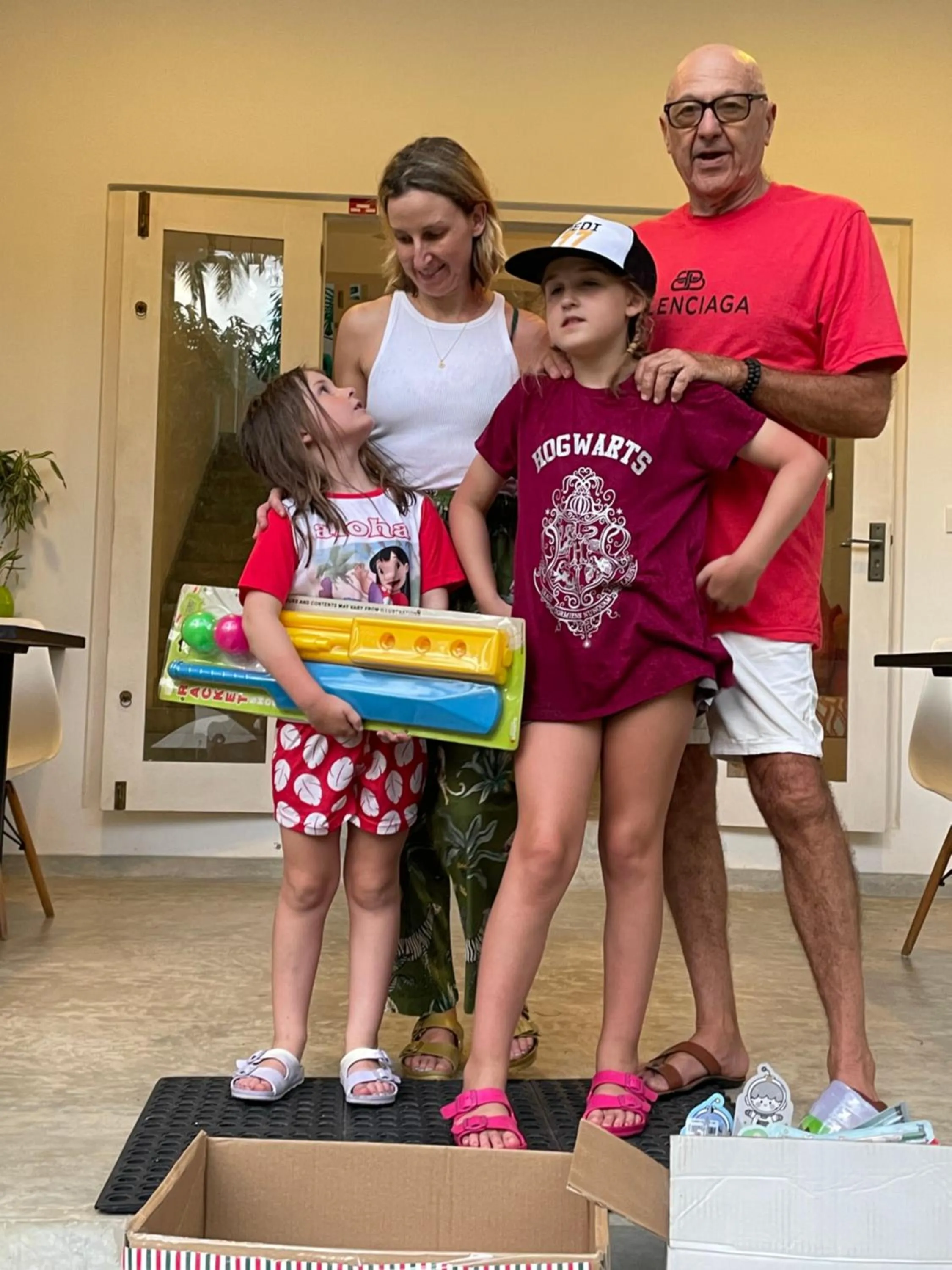 group of guests in Plantation House