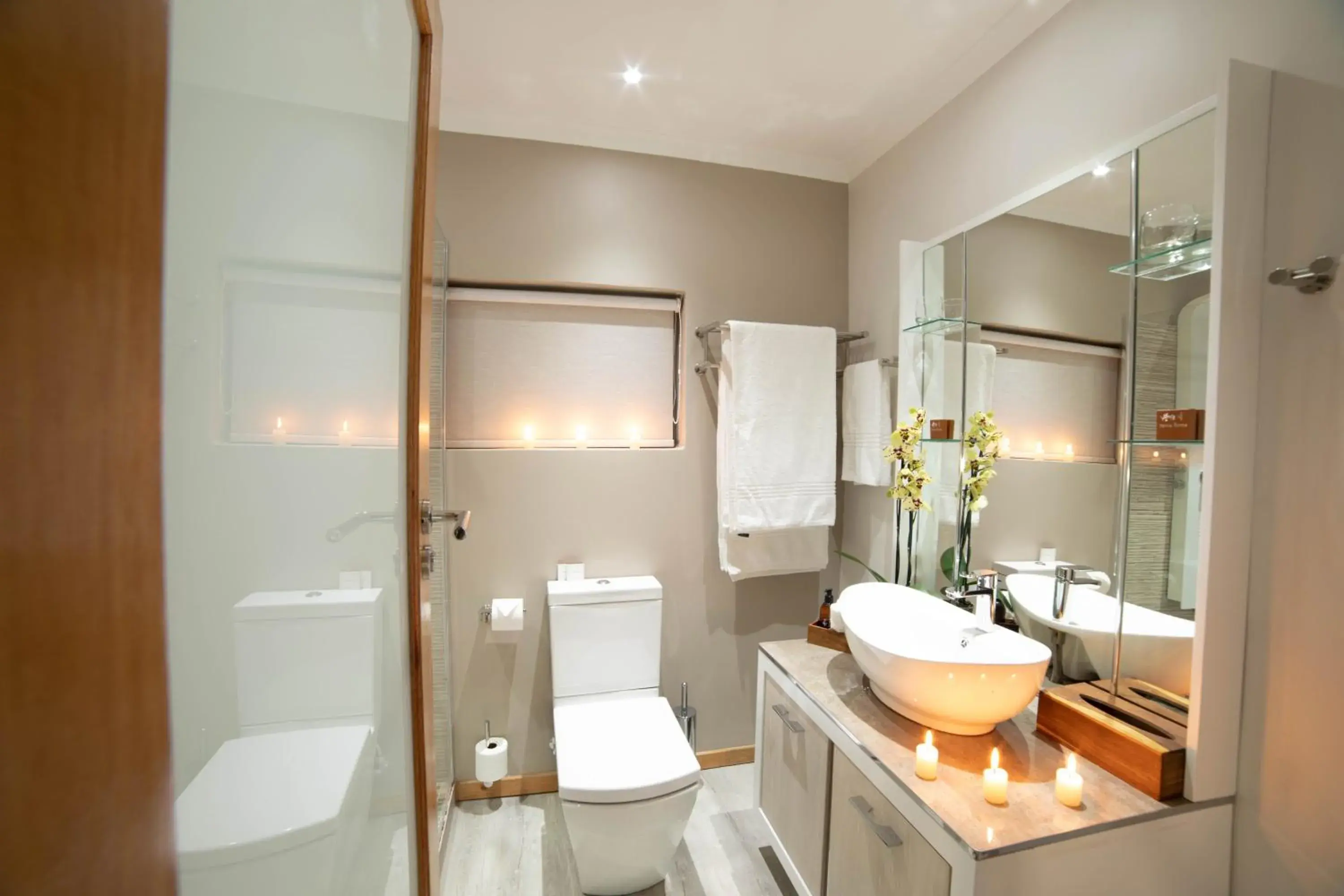 Bathroom in Mabula Game Lodge Bathroom in Mabula Game Lodge