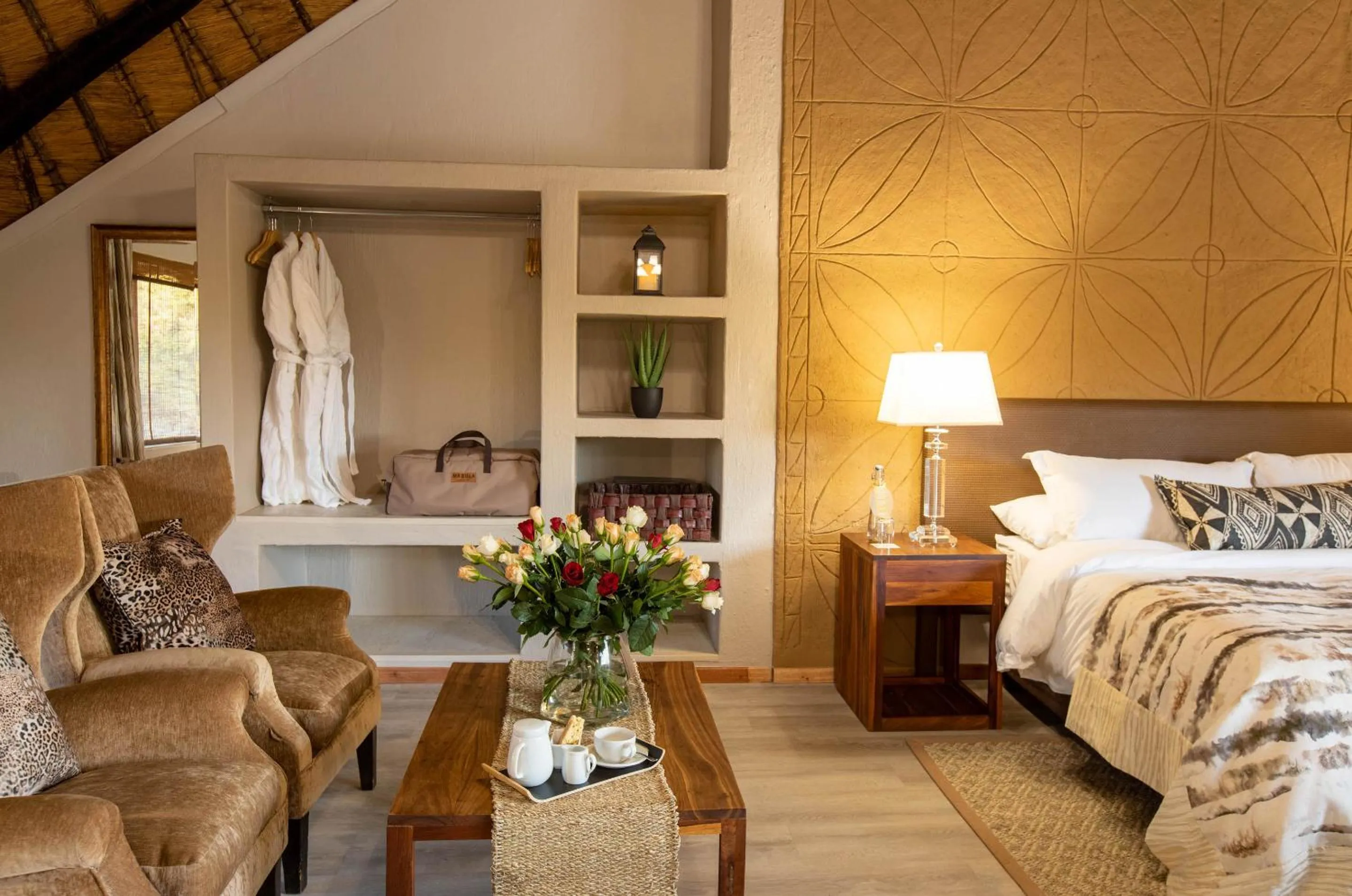 Bedroom, Bed in Mabula Game Lodge