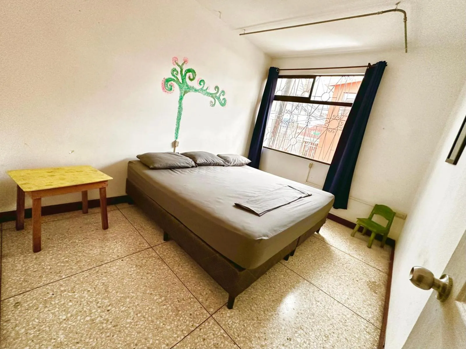 Double Room with Shared Bathroom in Stray Cat Hostel