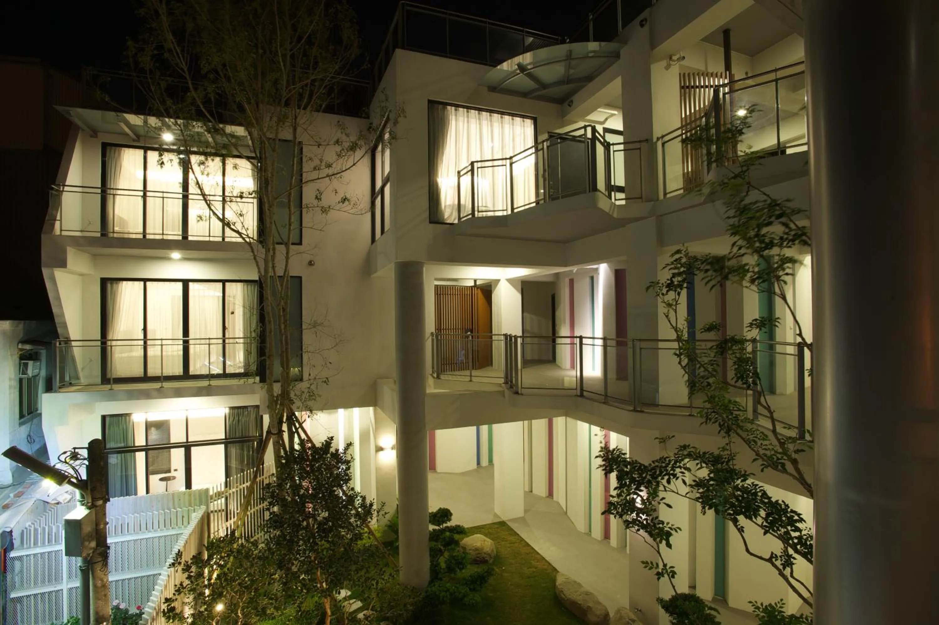 Property building in Tongzhan Design Inns