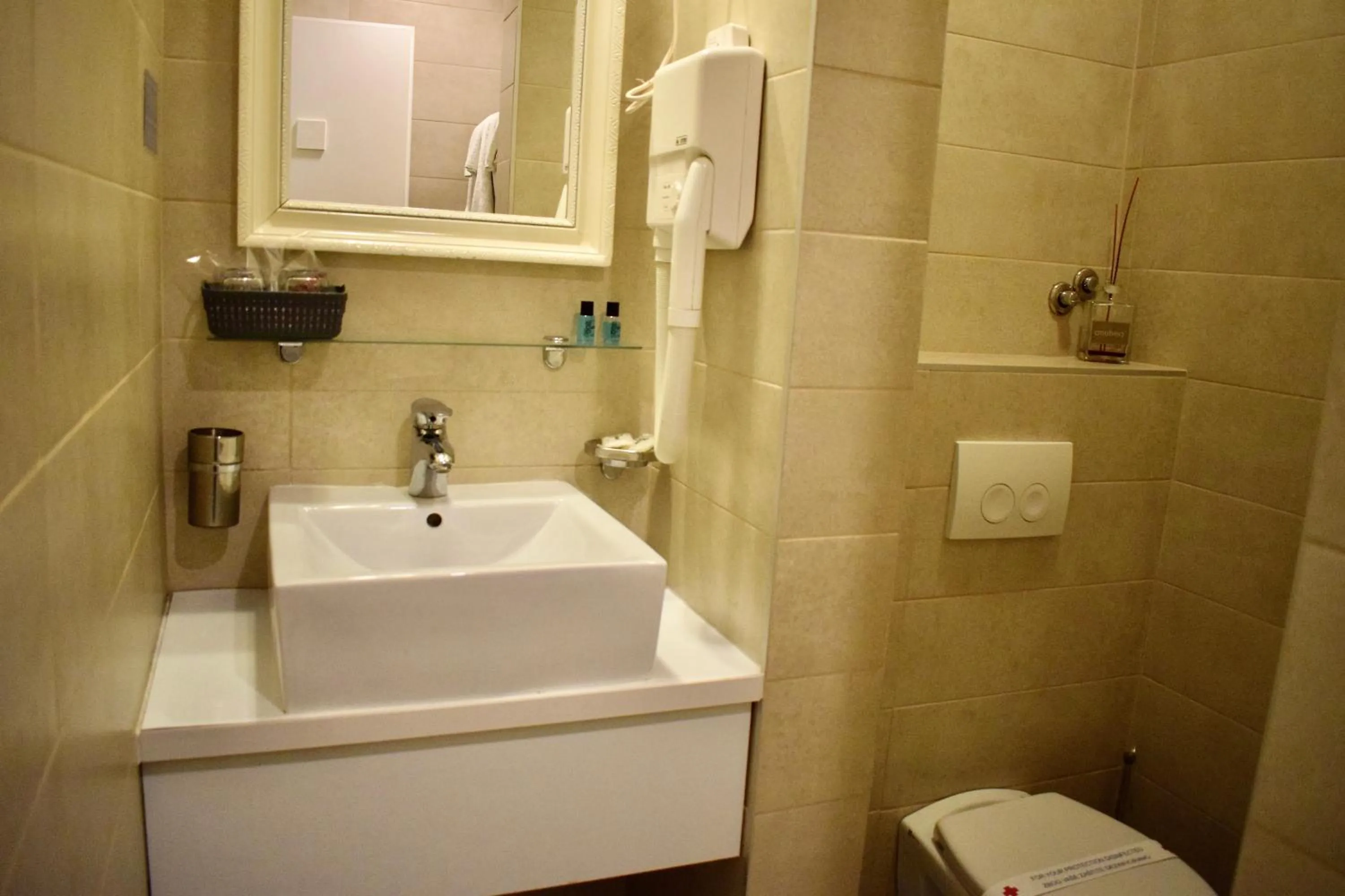 Bathroom in Hotel Divan