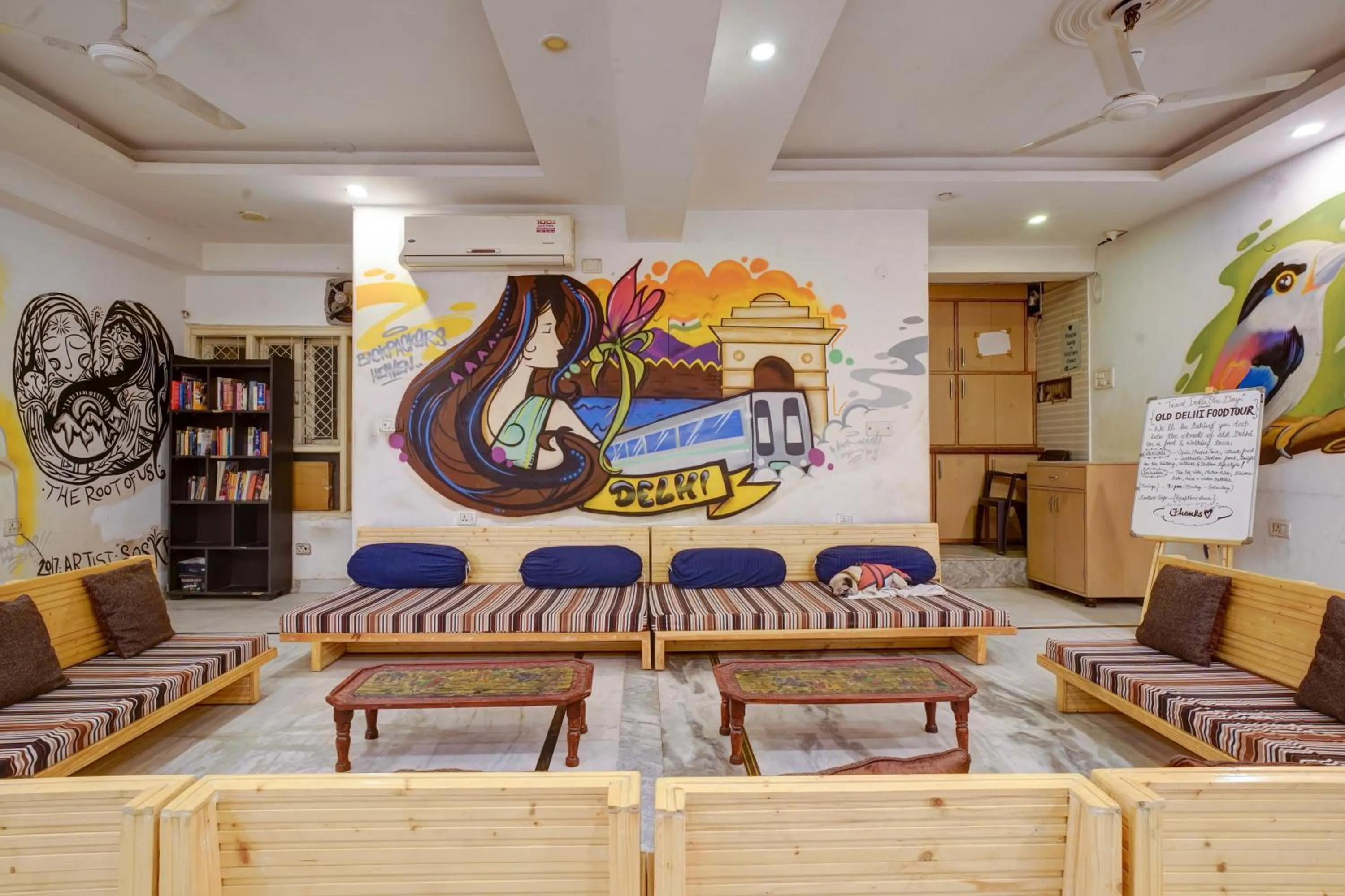 Seating area in Hindustan By Backpackers Heaven - Traveller's Choice Award 2025 Best of Best Winning Hotel