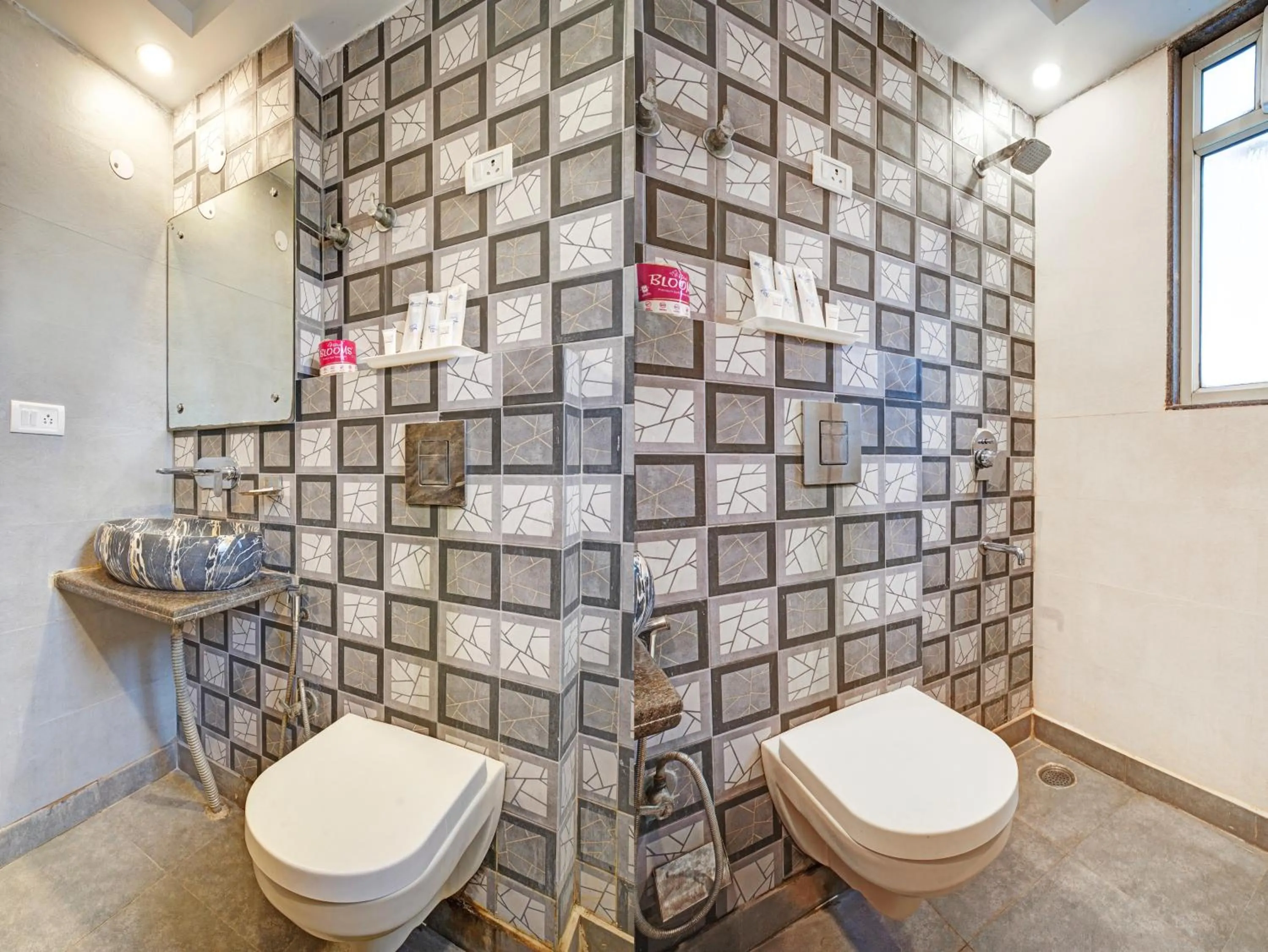 Bathroom in Hindustan By Backpackers Heaven - Traveller's Choice Award 2025 Best of Best Winning Hotel