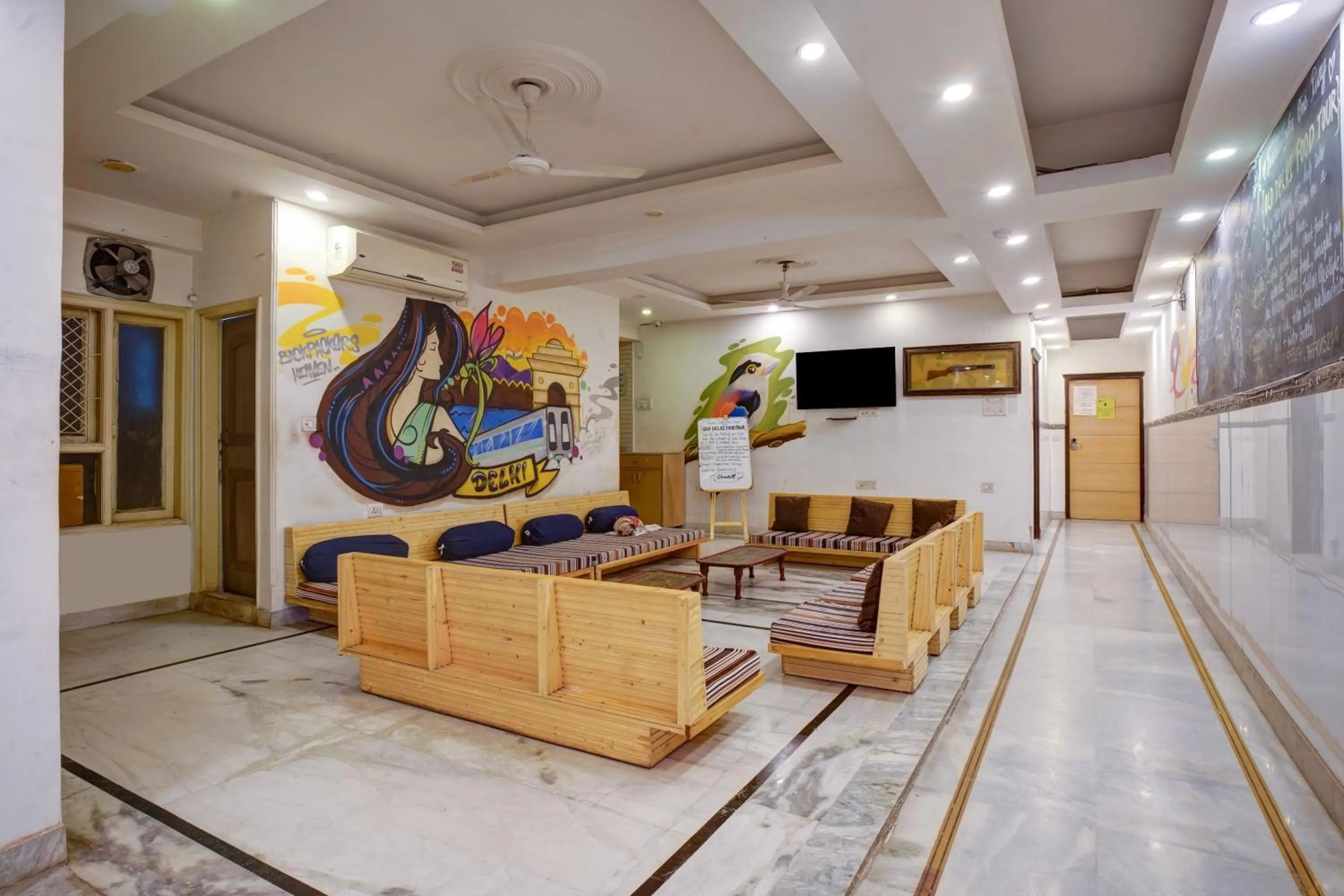 TV and multimedia in Hindustan By Backpackers Heaven - Traveller's Choice Award 2025 Best of Best Winning Hotel