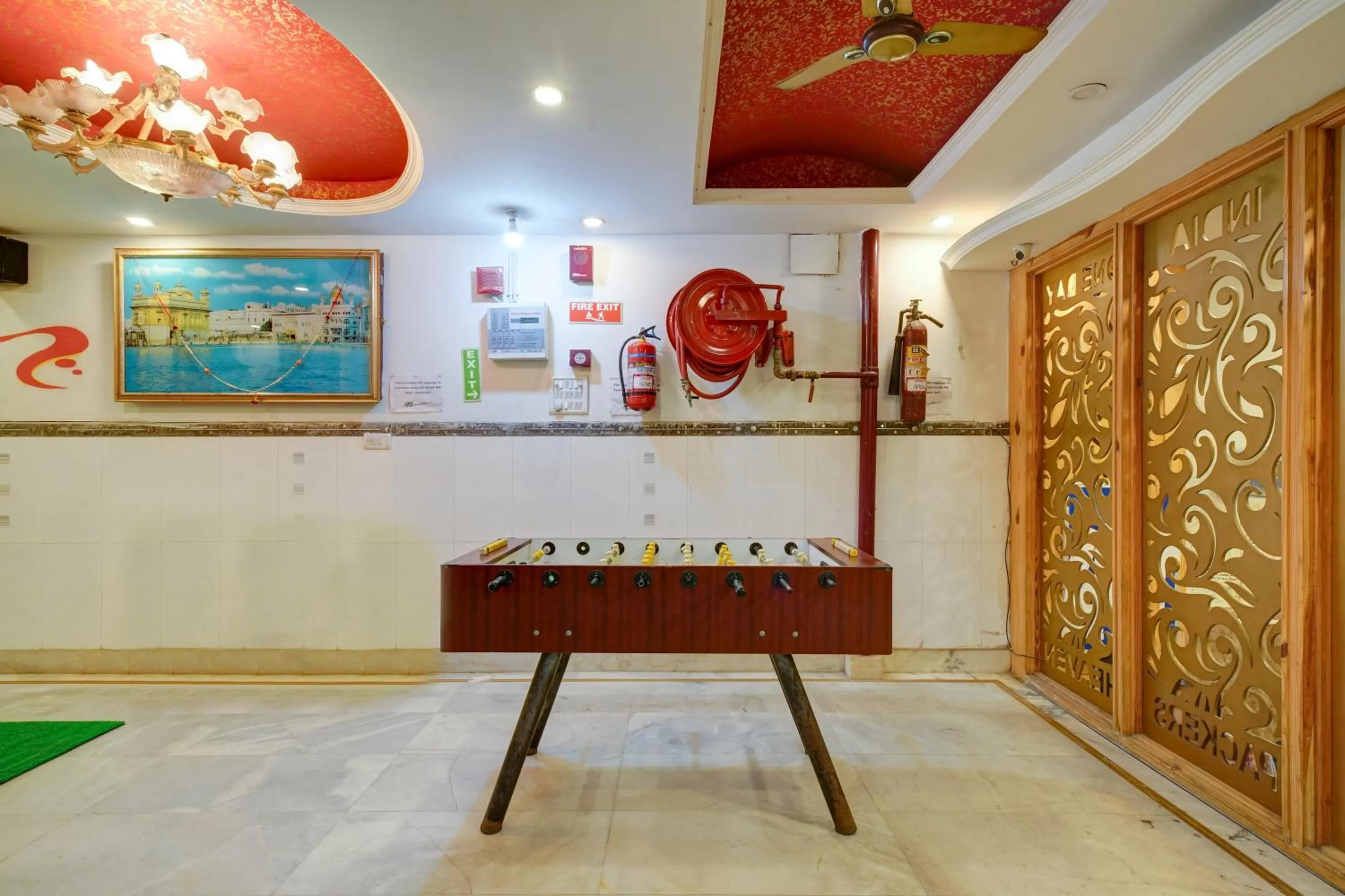 Game Room in Hindustan By Backpackers Heaven - Traveller's Choice Award 2025 Best of Best Winning Hotel