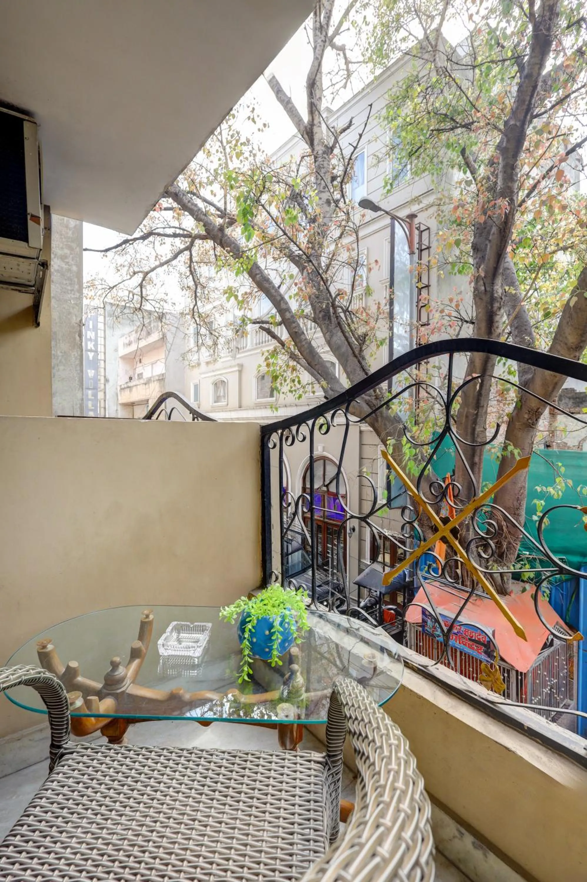 Balcony/Terrace in Hindustan By Backpackers Heaven - Traveller's Choice Award 2025 Best of Best Winning Hotel