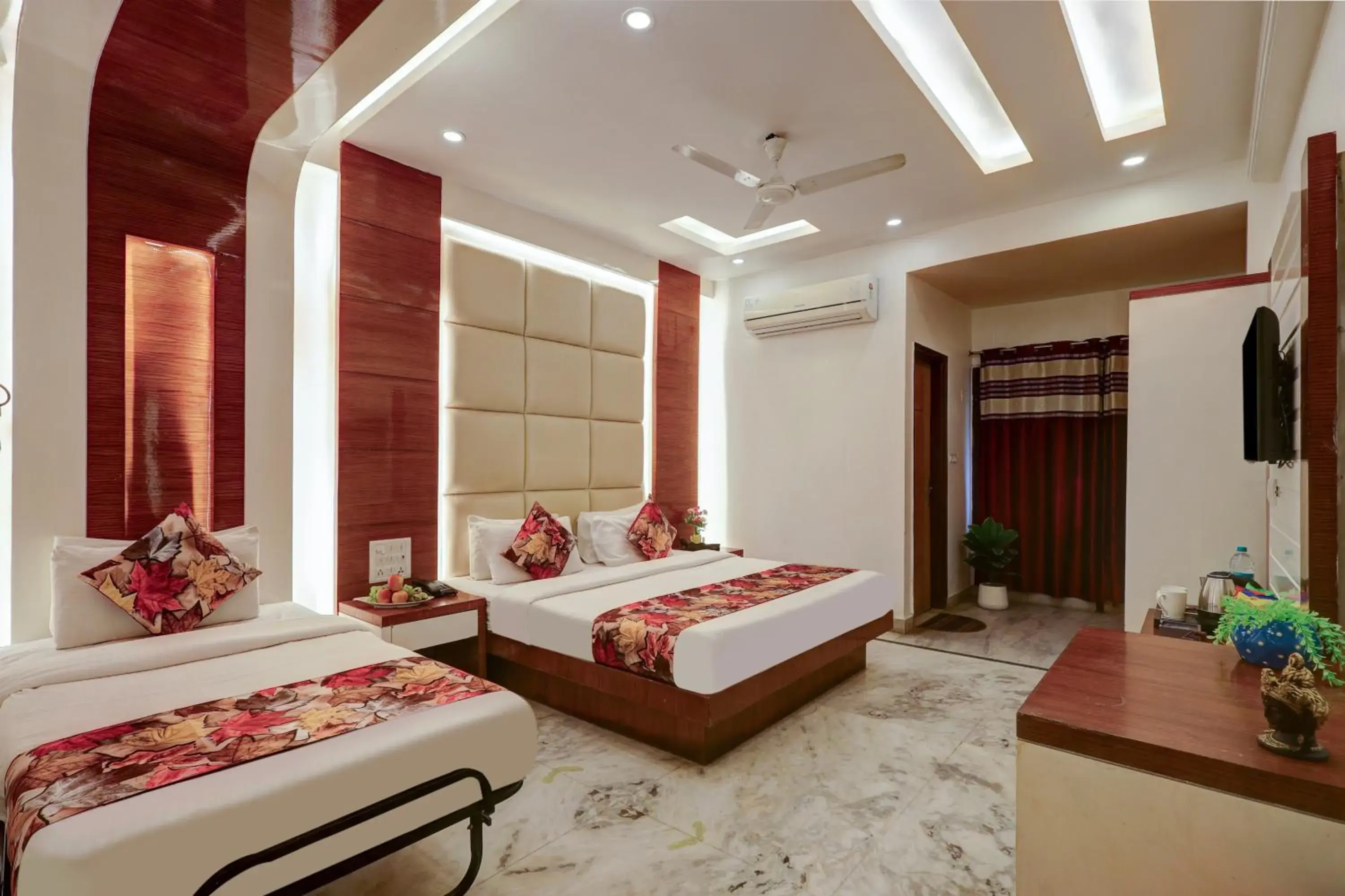 Superior Triple Room in Hindustan By Backpackers Heaven - Traveller's Choice Award 2025 Best of Best Winning Hotel Superior Triple Room in Hindustan By Backpackers Heaven - Traveller's Choice Award 2025 Best of Best Winning Hotel