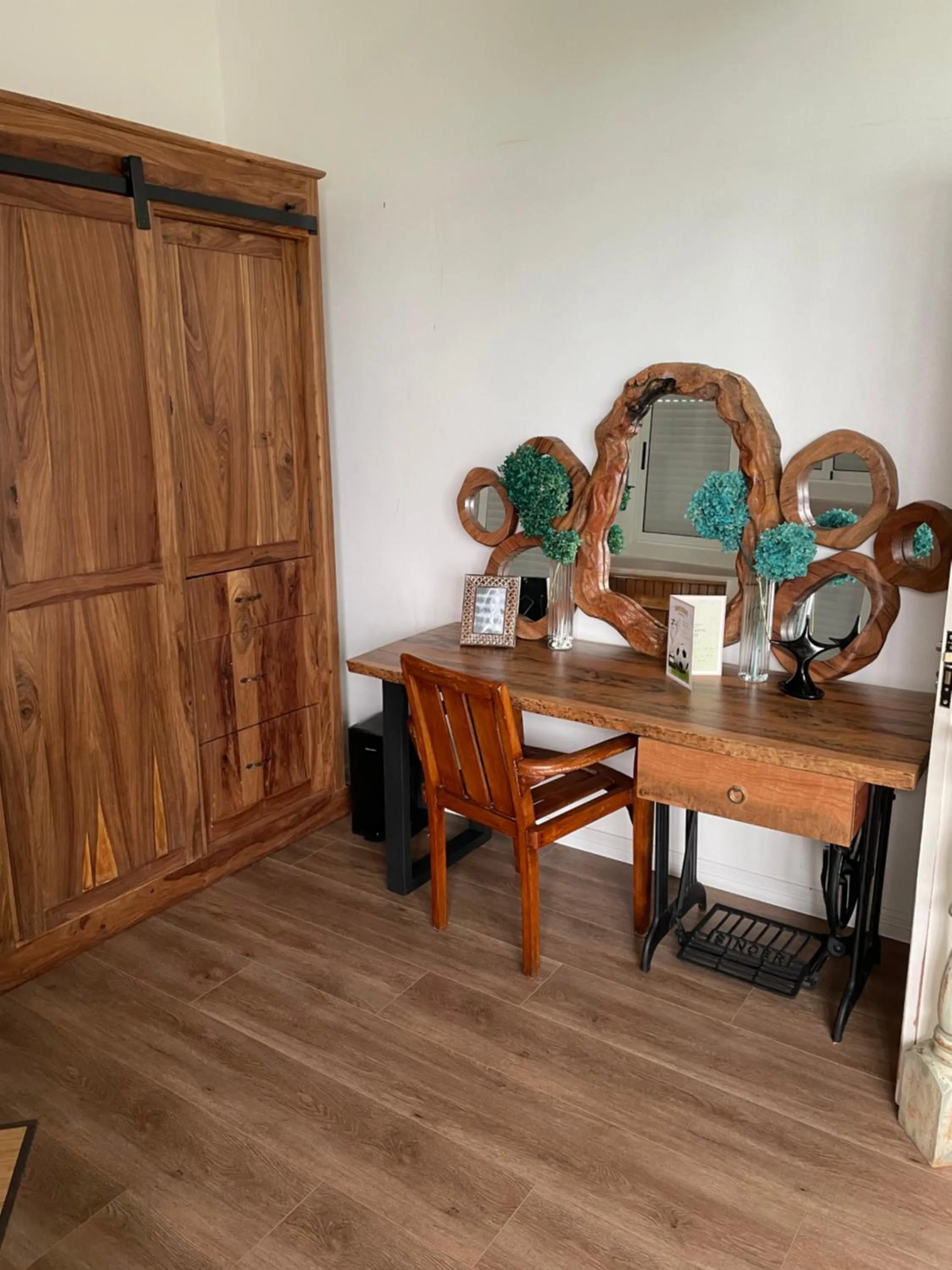 wardrobe in Villa Kai