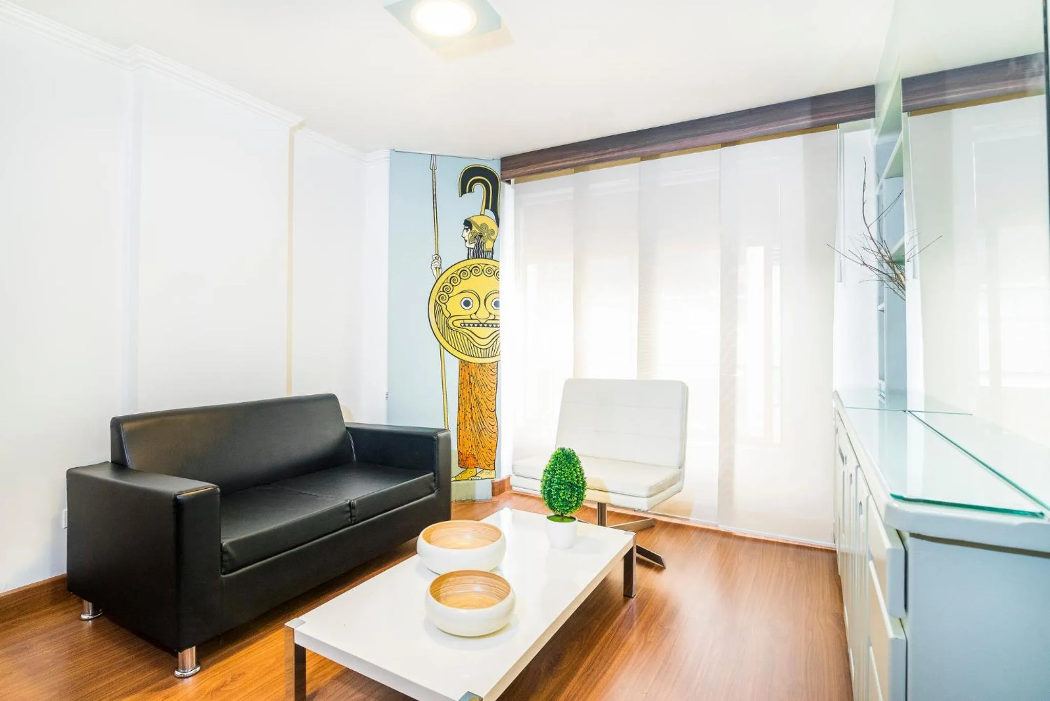 Living room in Lloyds Apartasuites Parque 93