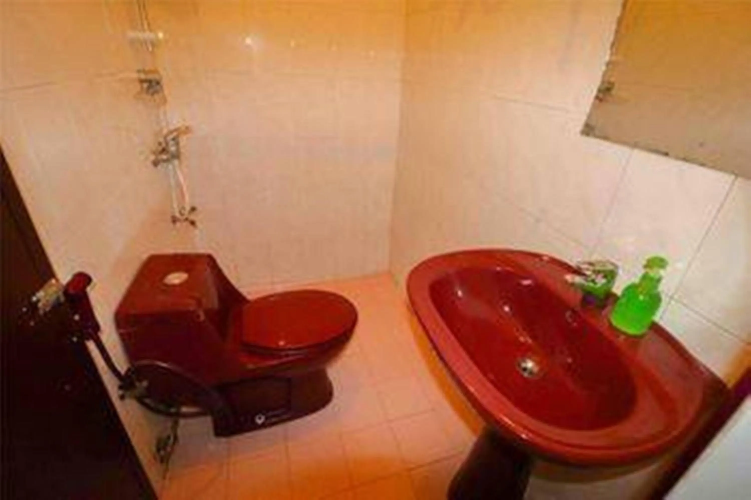 Bathroom in New Royal Mount Hotel