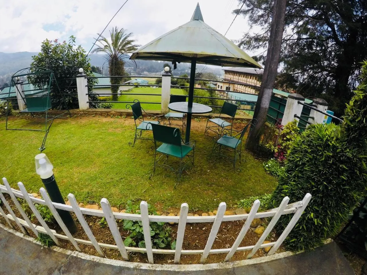 Garden in New Royal Mount Hotel