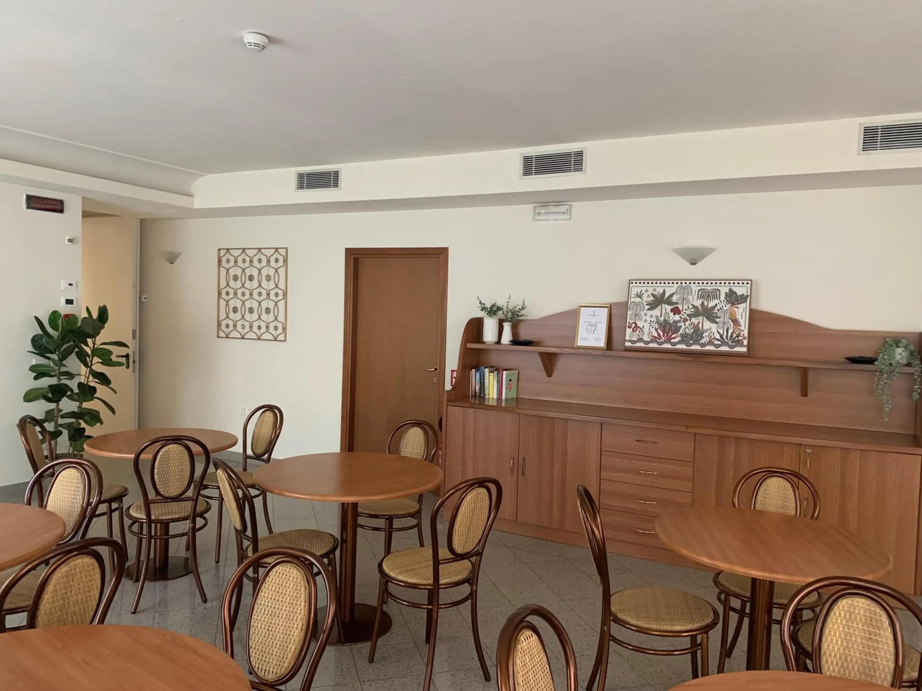 Seating area in Hotel Tiffany