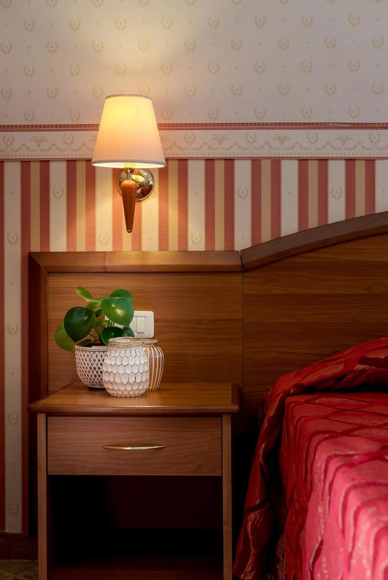 Photo of the whole room, Bed in Hotel Tiffany