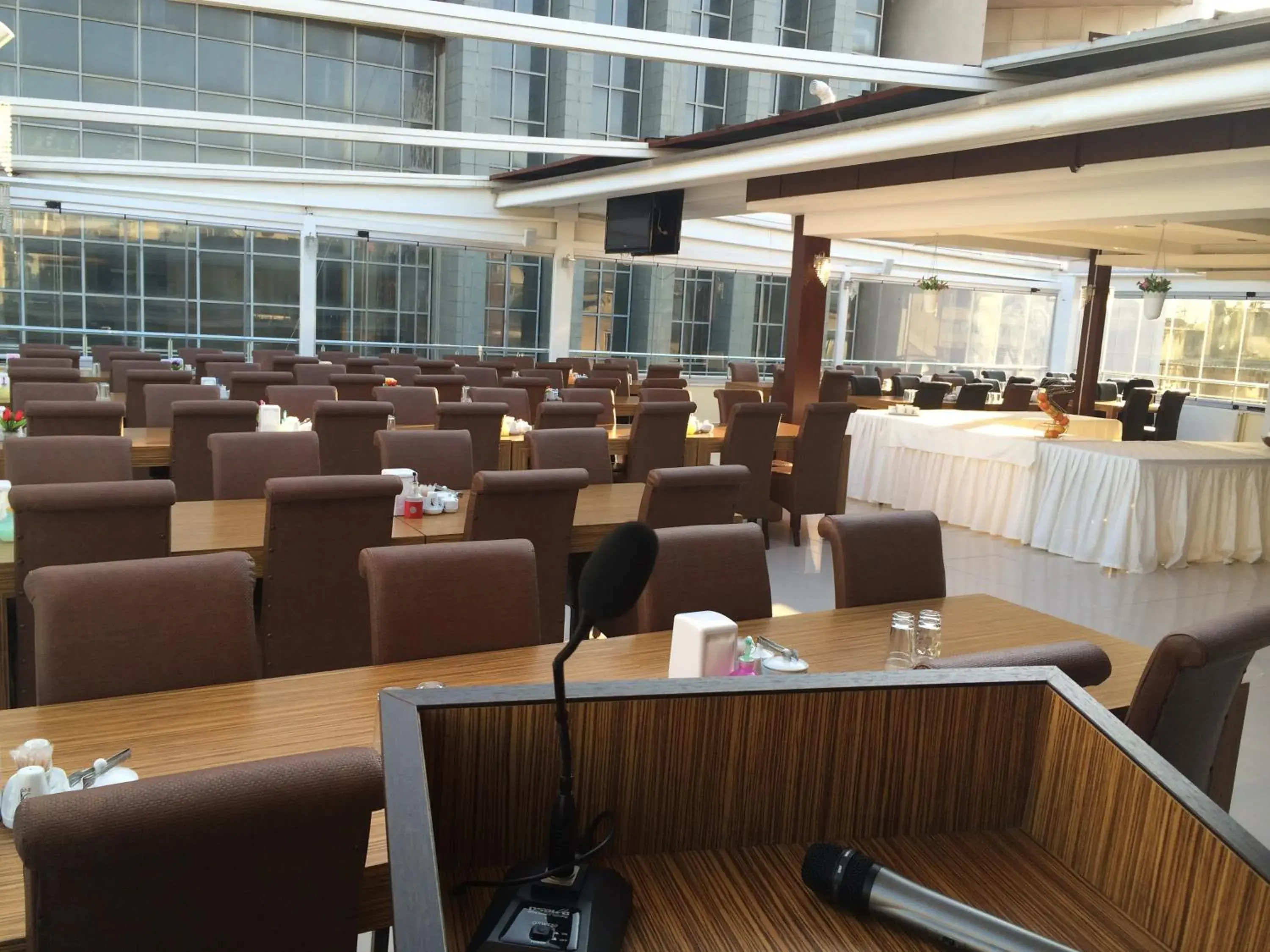 Restaurant/places to eat in Gloria Tibi Hotel Restaurant/places to eat in Gloria Tibi Hotel