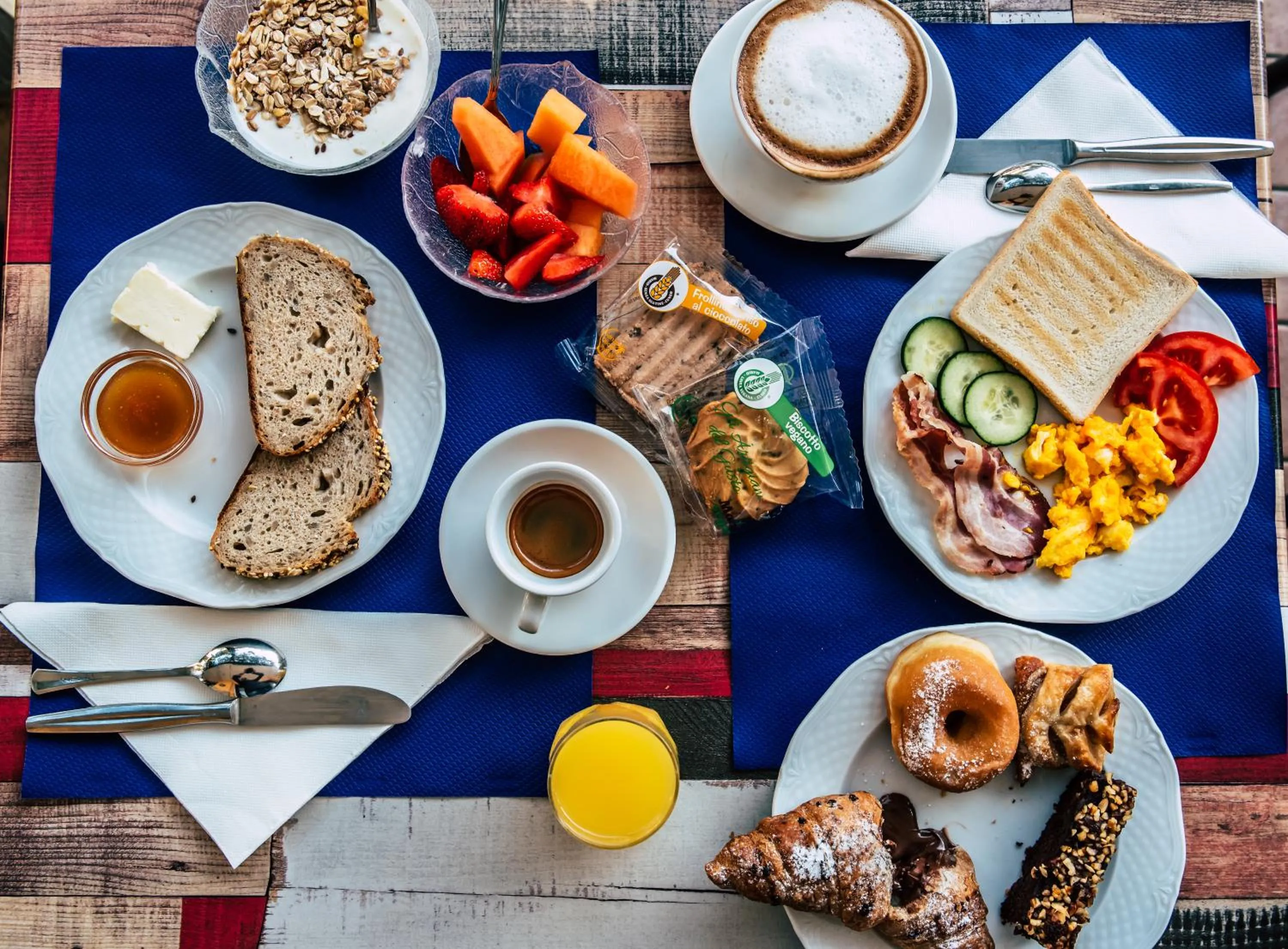 Food and drinks in Hotel Residence Mara