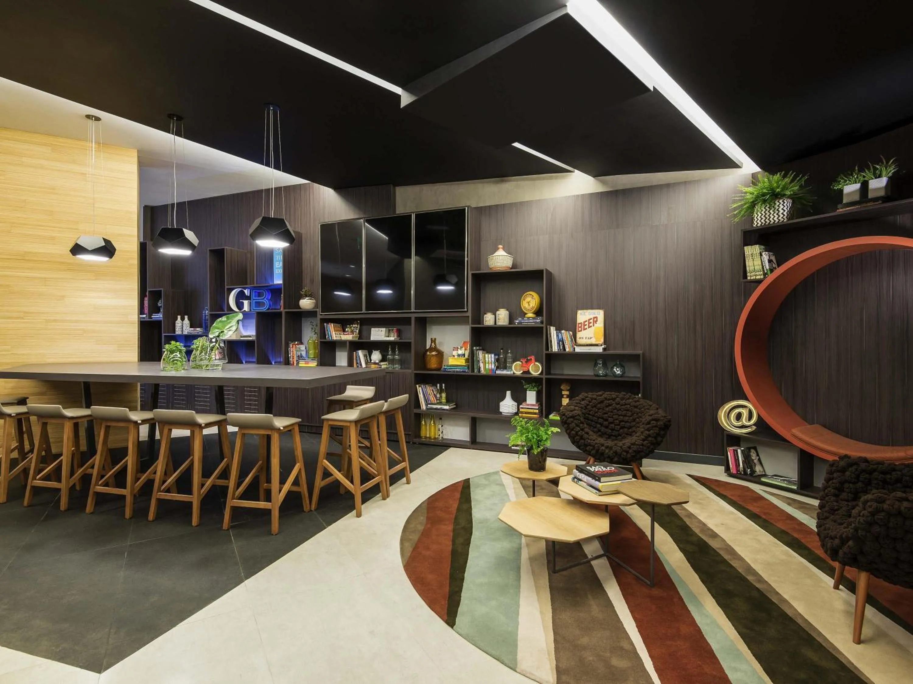 Lounge or bar in Novotel São Paulo Berrini