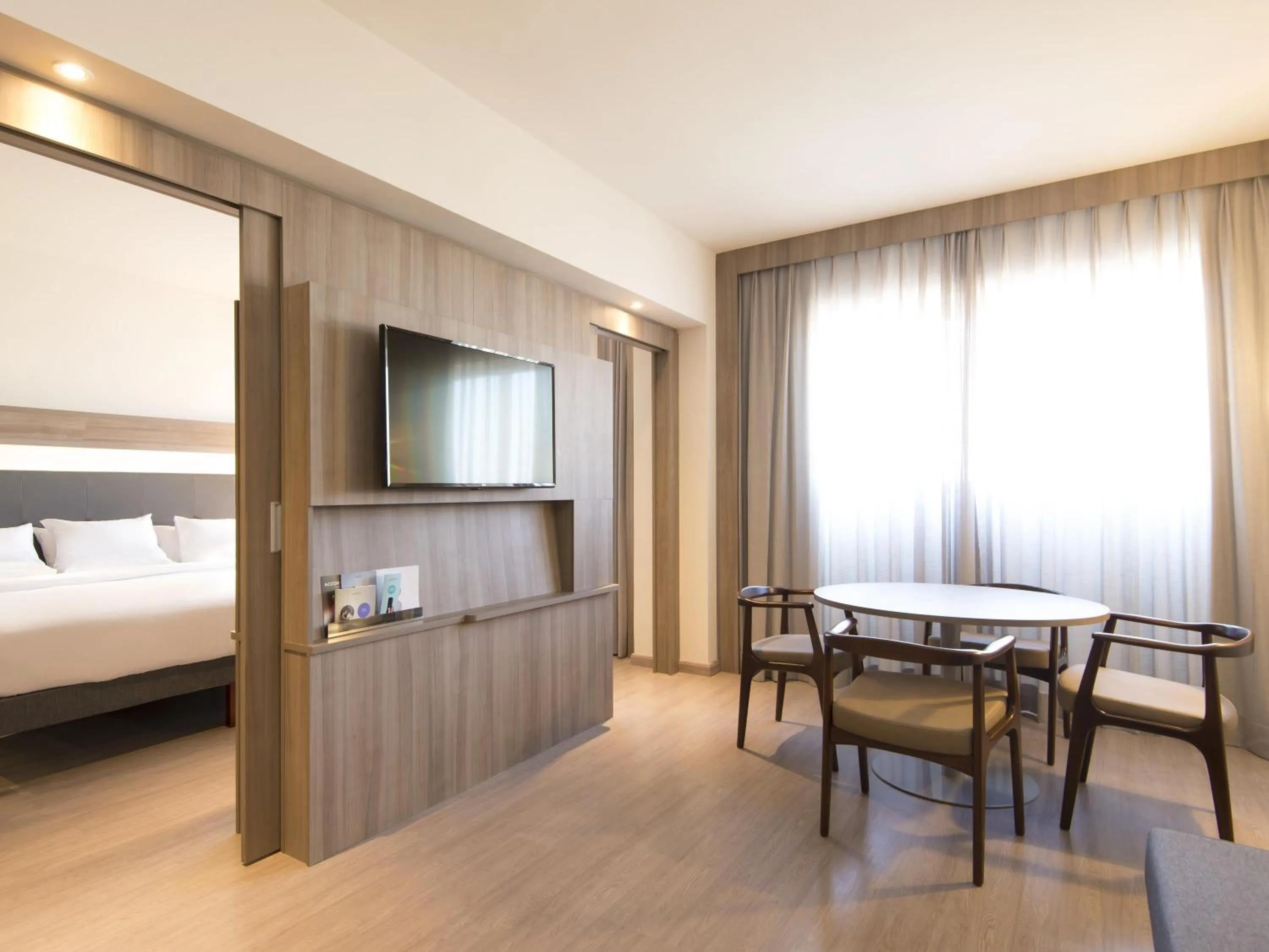 Bedroom, Bed in Novotel São Paulo Berrini