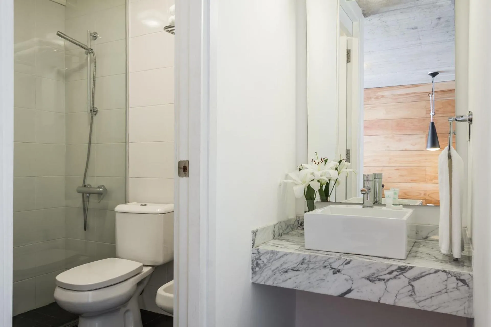 Costa Colonia - Riverside Boutique Hotel