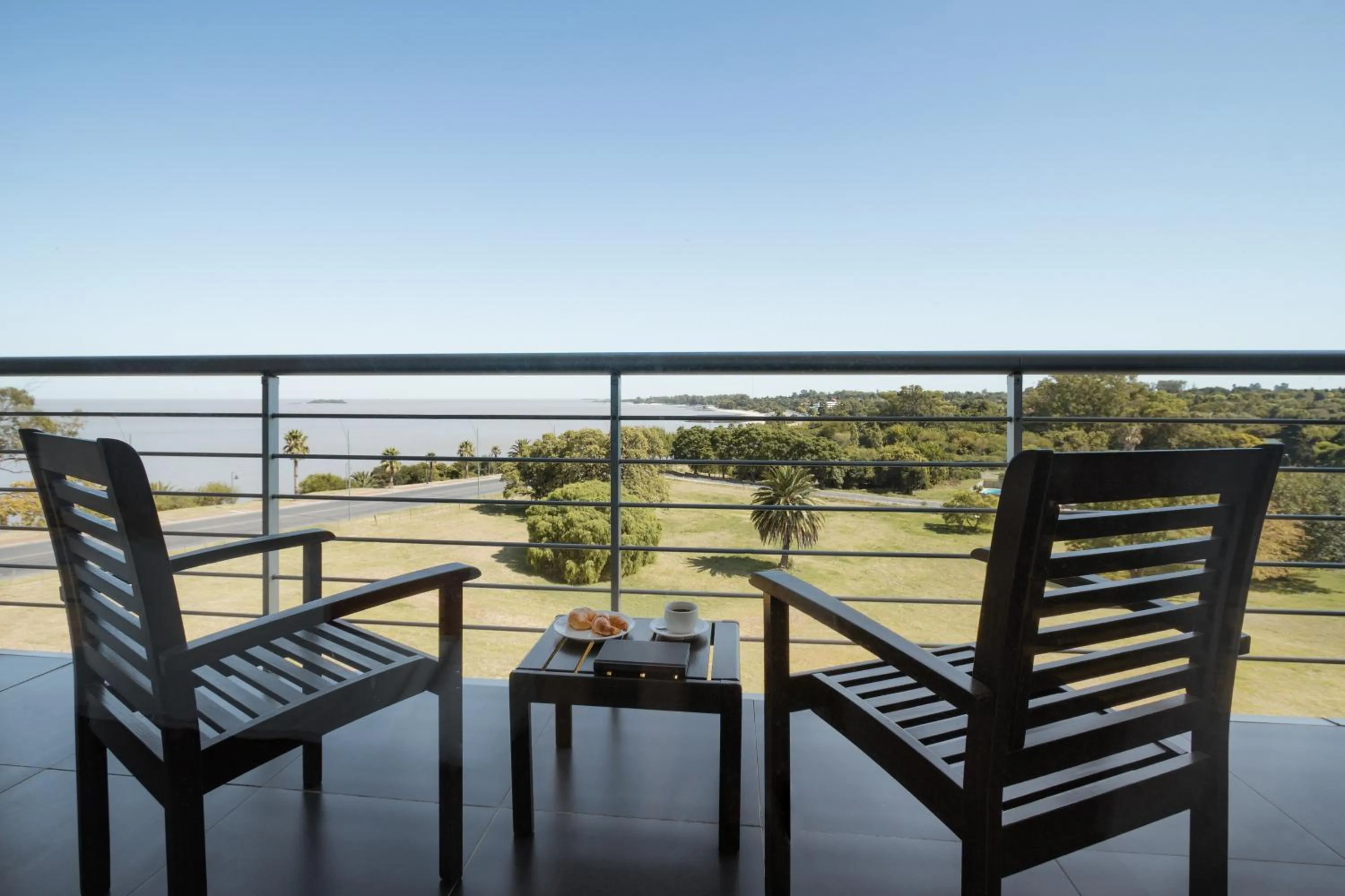 Costa Colonia - Riverside Boutique Hotel