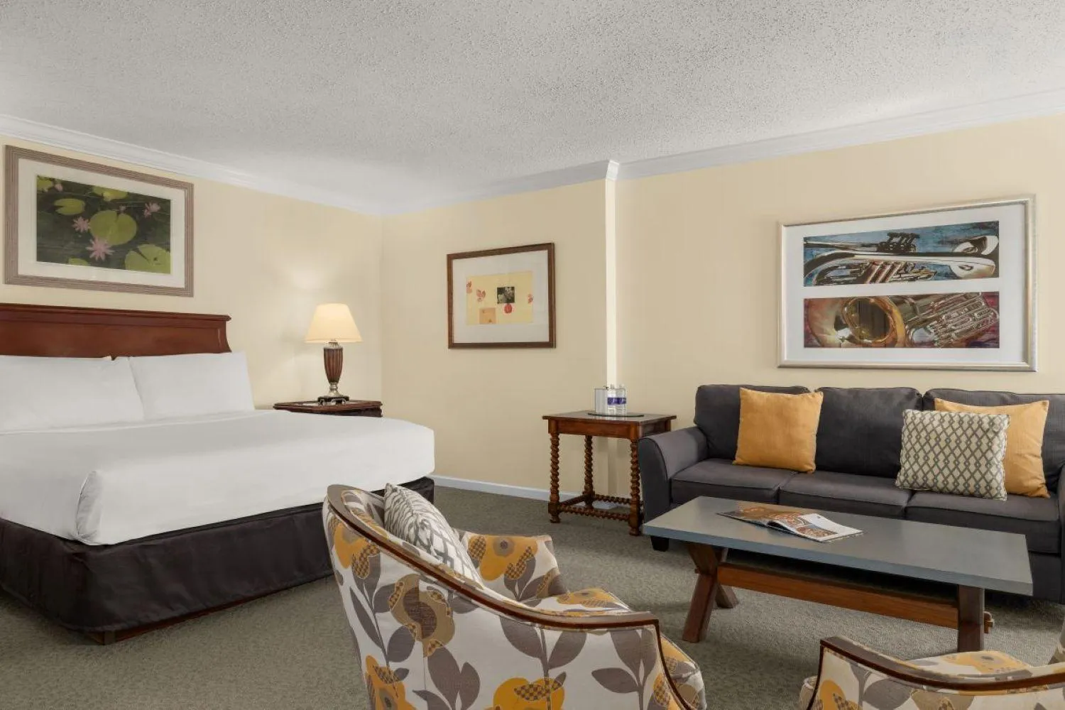 Bed in Maison Dupuy Hotel