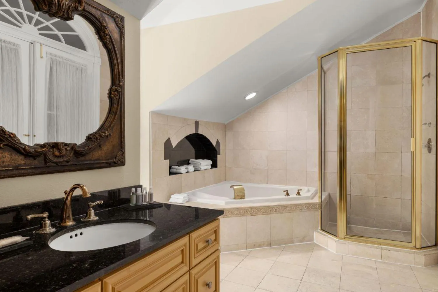 Bathroom in Maison Dupuy Hotel