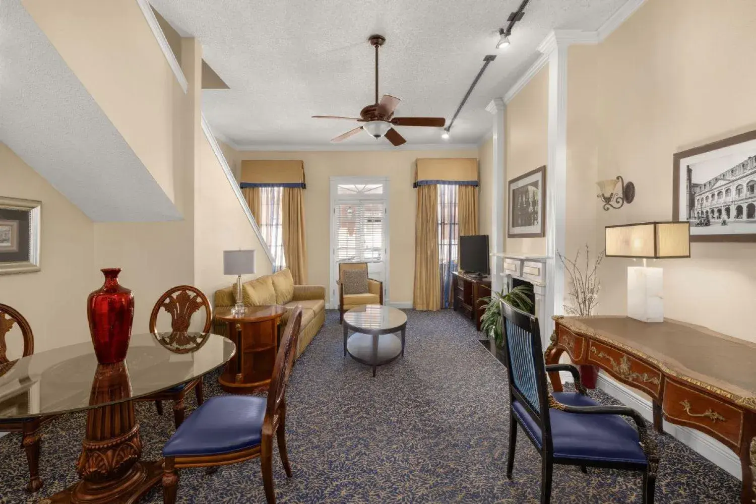 Living room in Maison Dupuy Hotel Living room in Maison Dupuy Hotel