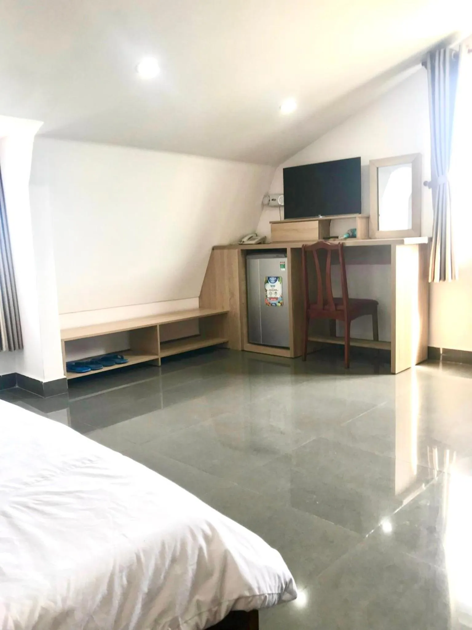 Bed in Tuyet Son Hotel