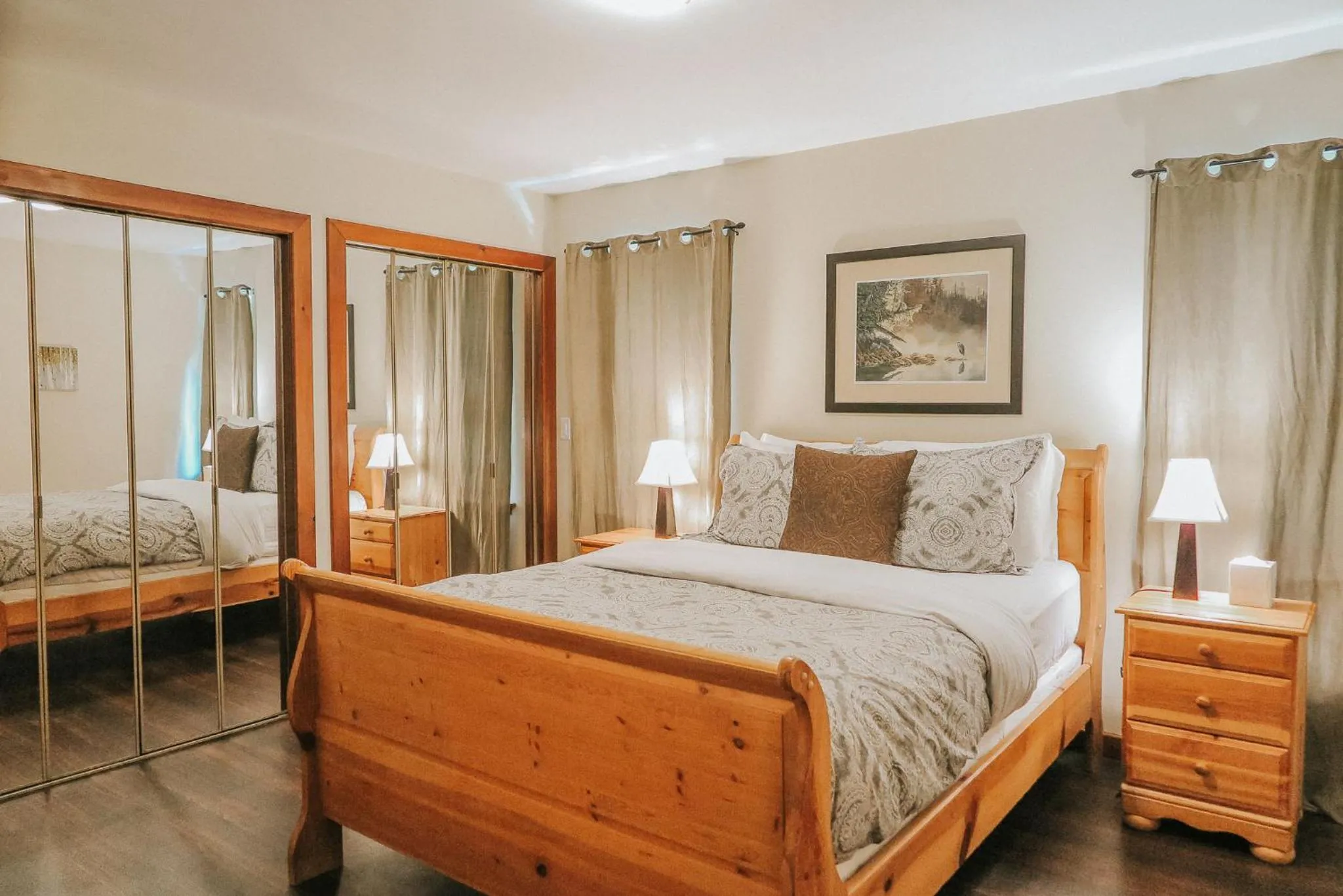 Bedroom, Bed in Cobble Wood and Bird Sanctuary Guest Houses