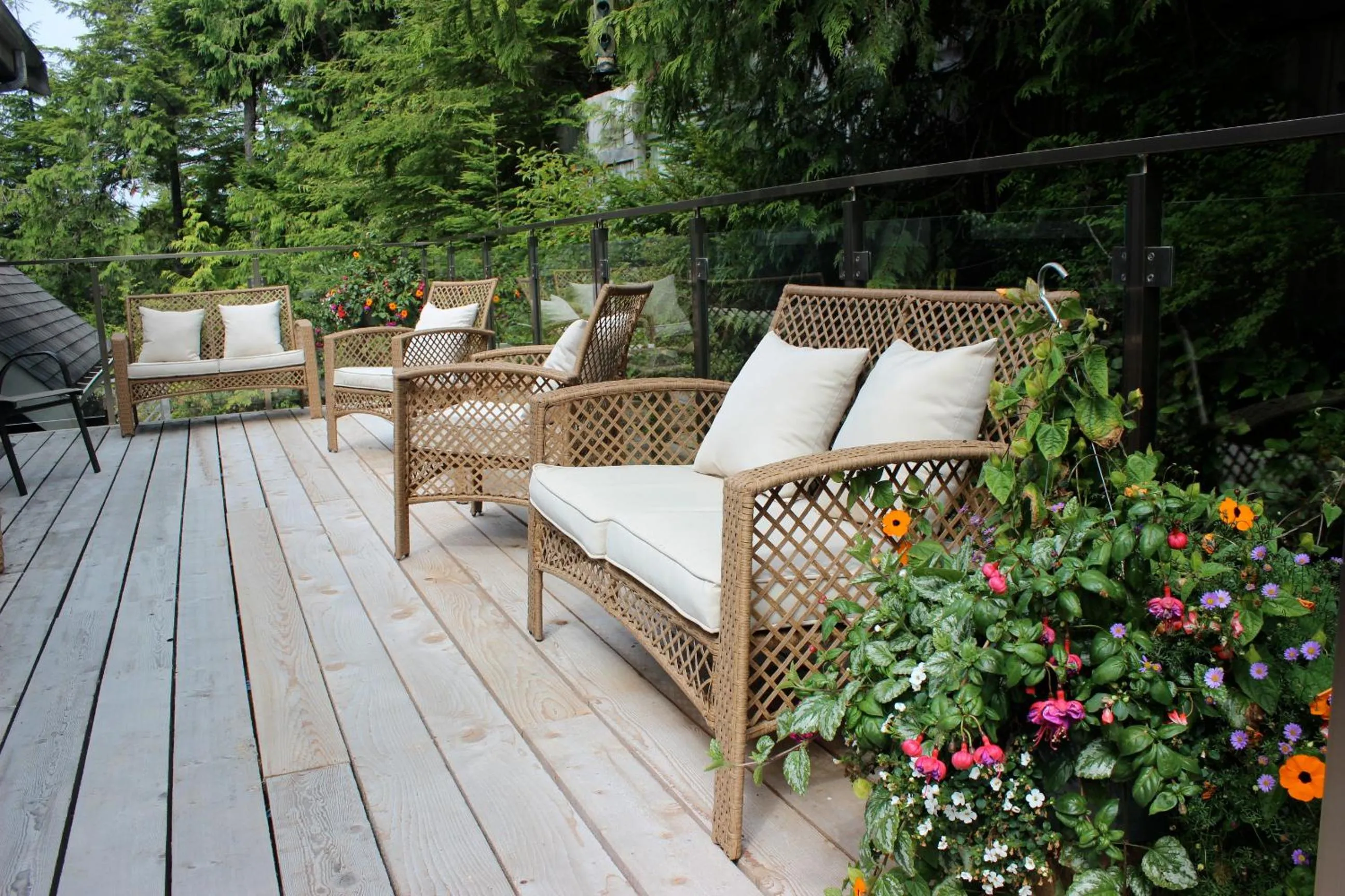 Balcony/Terrace in Cobble Wood and Bird Sanctuary Guest Houses