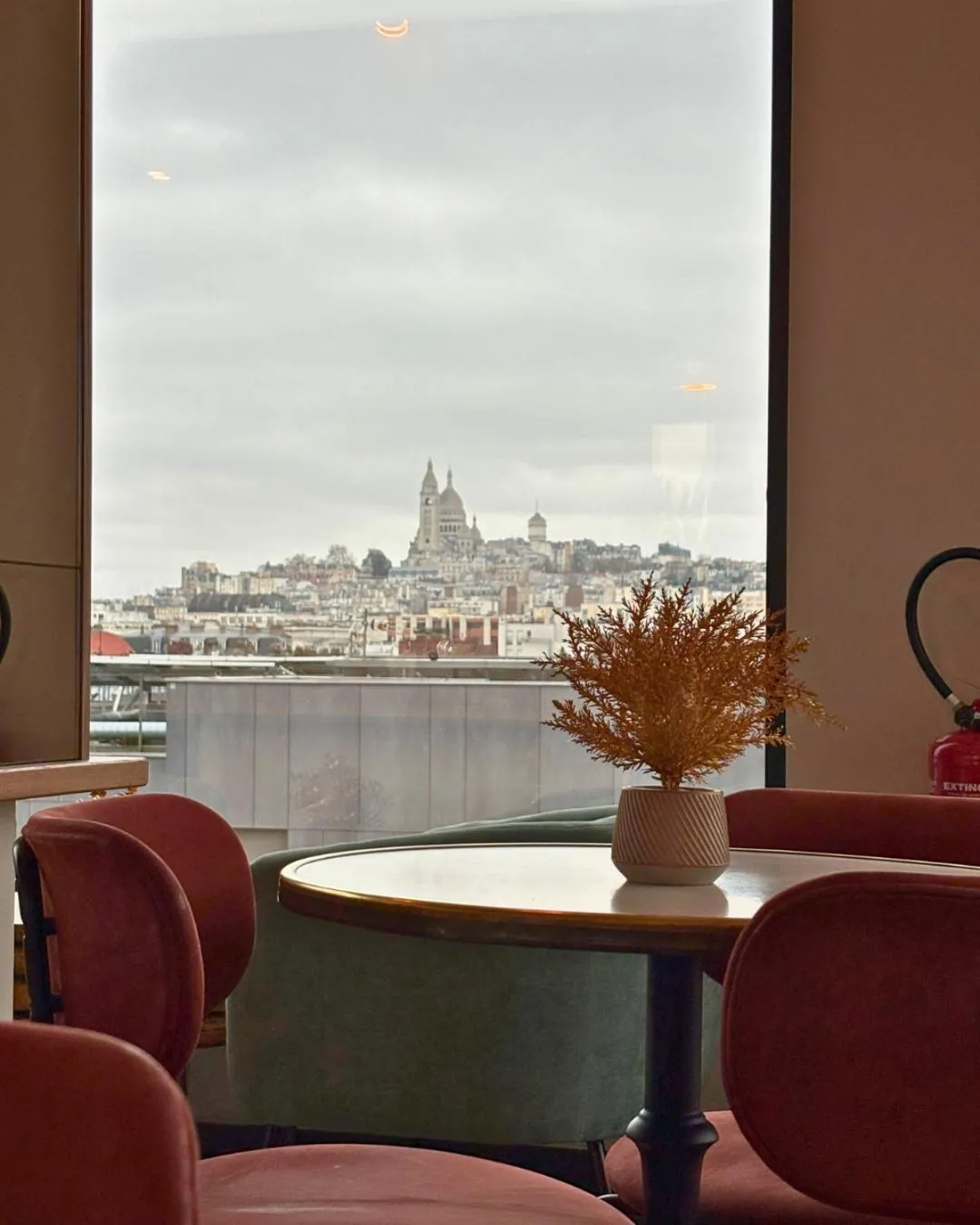City view in The Originals Boutique, Hôtel Maison Montmartre Paris Les Puces