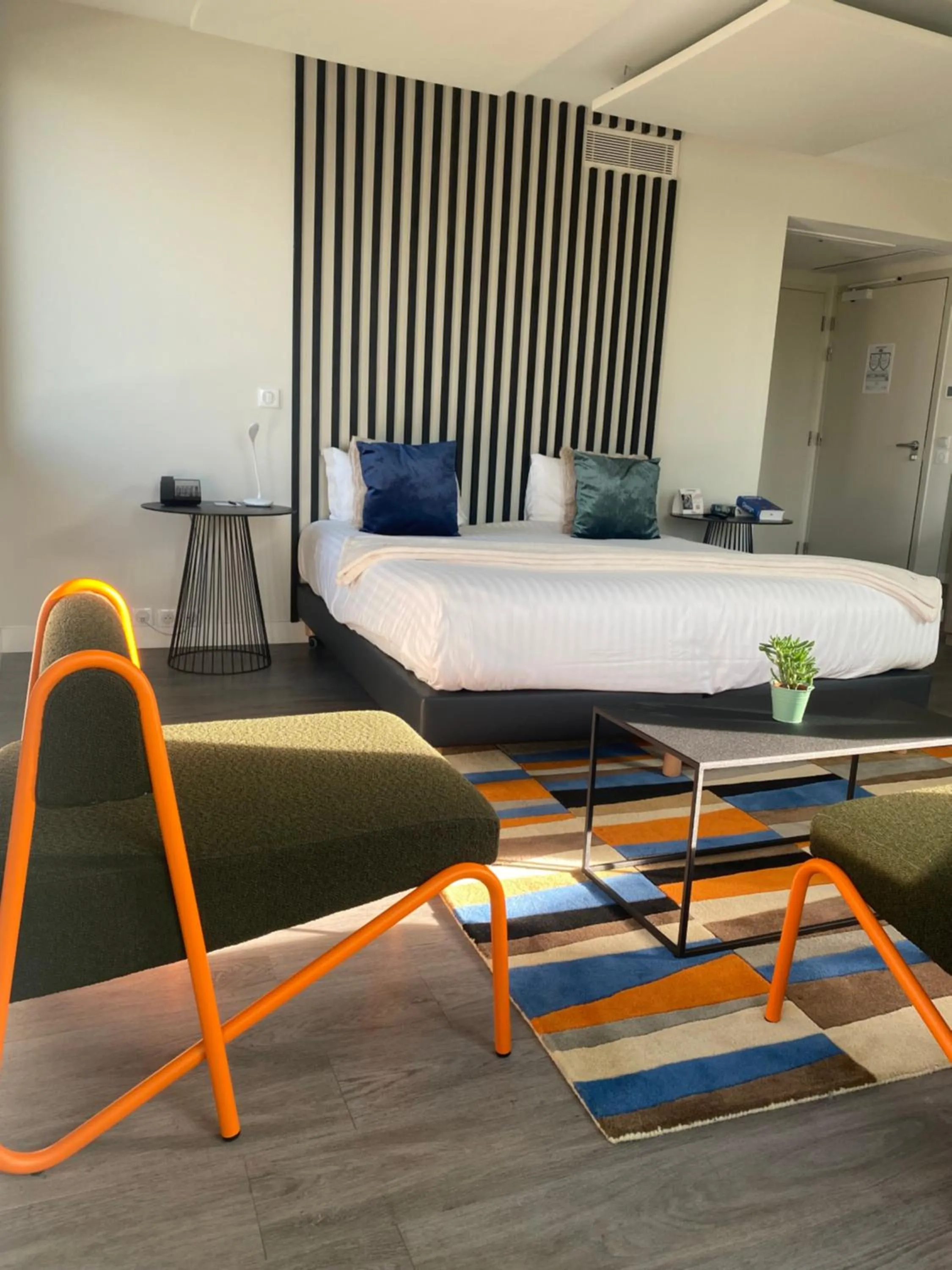 The Originals Boutique, Hôtel Maison Montmartre Paris Les Puces