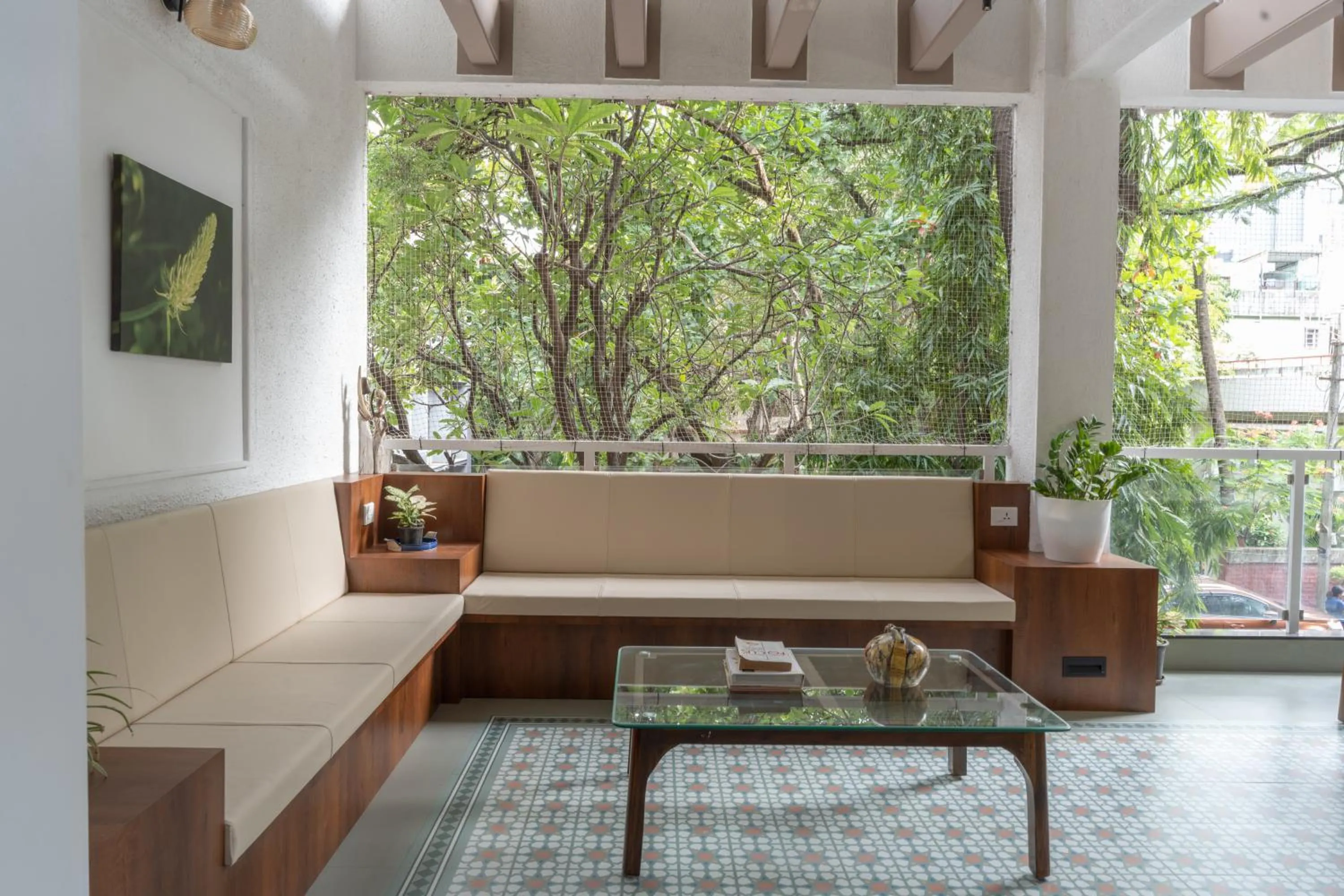 Restaurant/places to eat in Bauhinia