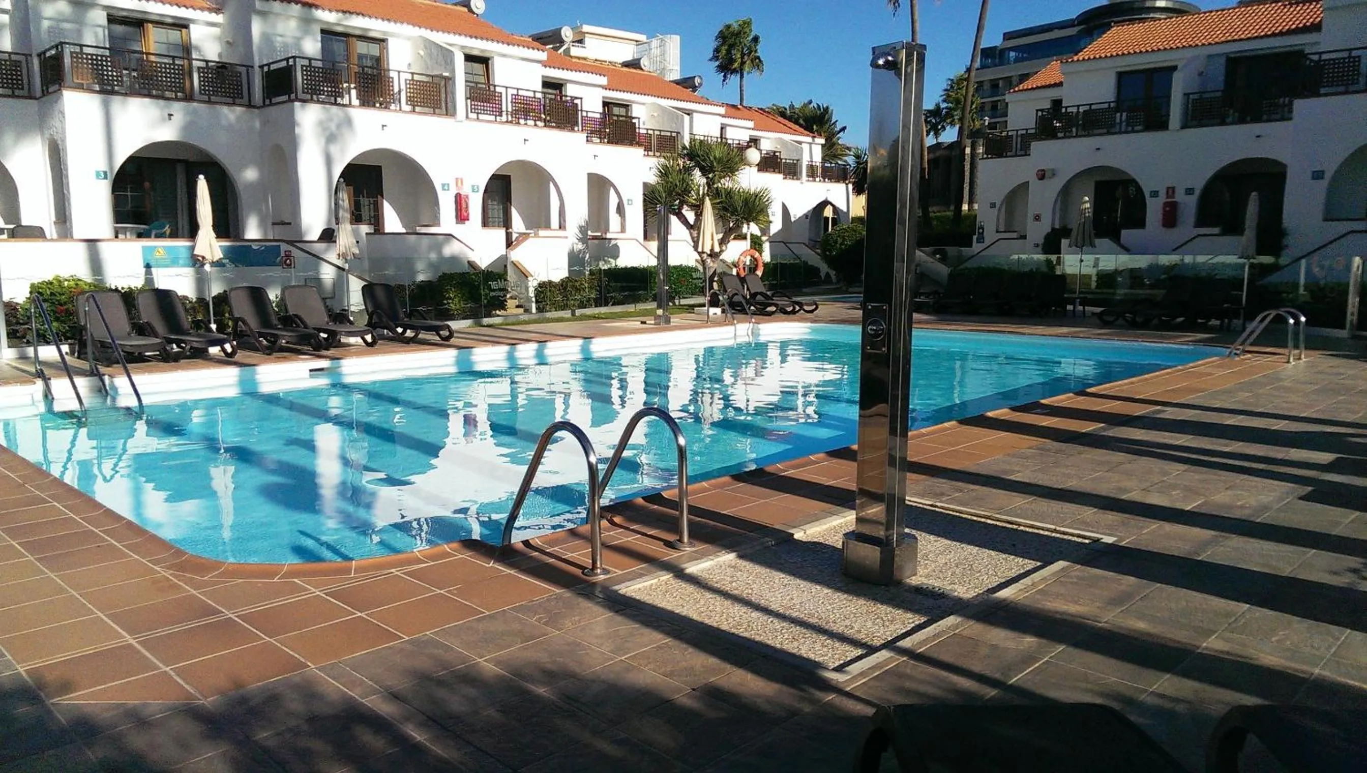 Swimming pool in Playamar Bungalows