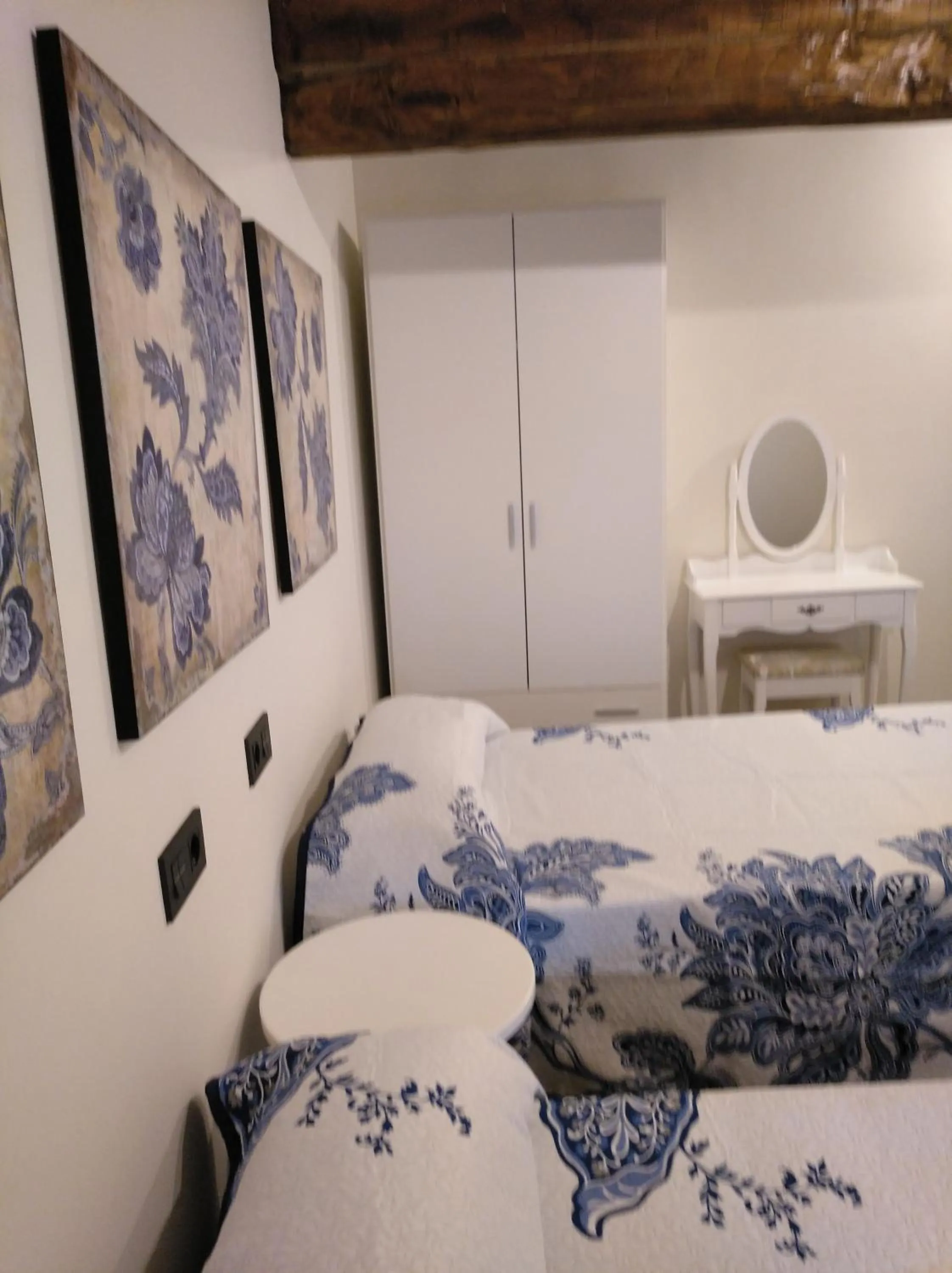 Photo of the whole room, Bed in Hotel La Huella Del Camino