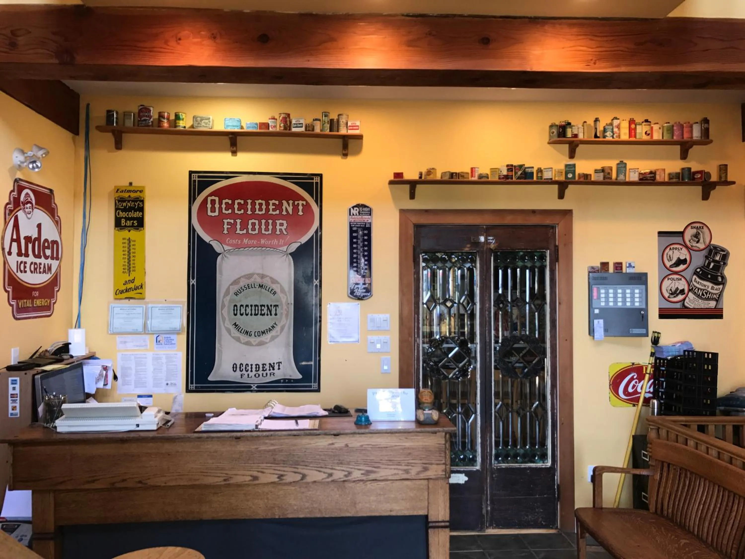 Area and facilities in The Inn at Tough City