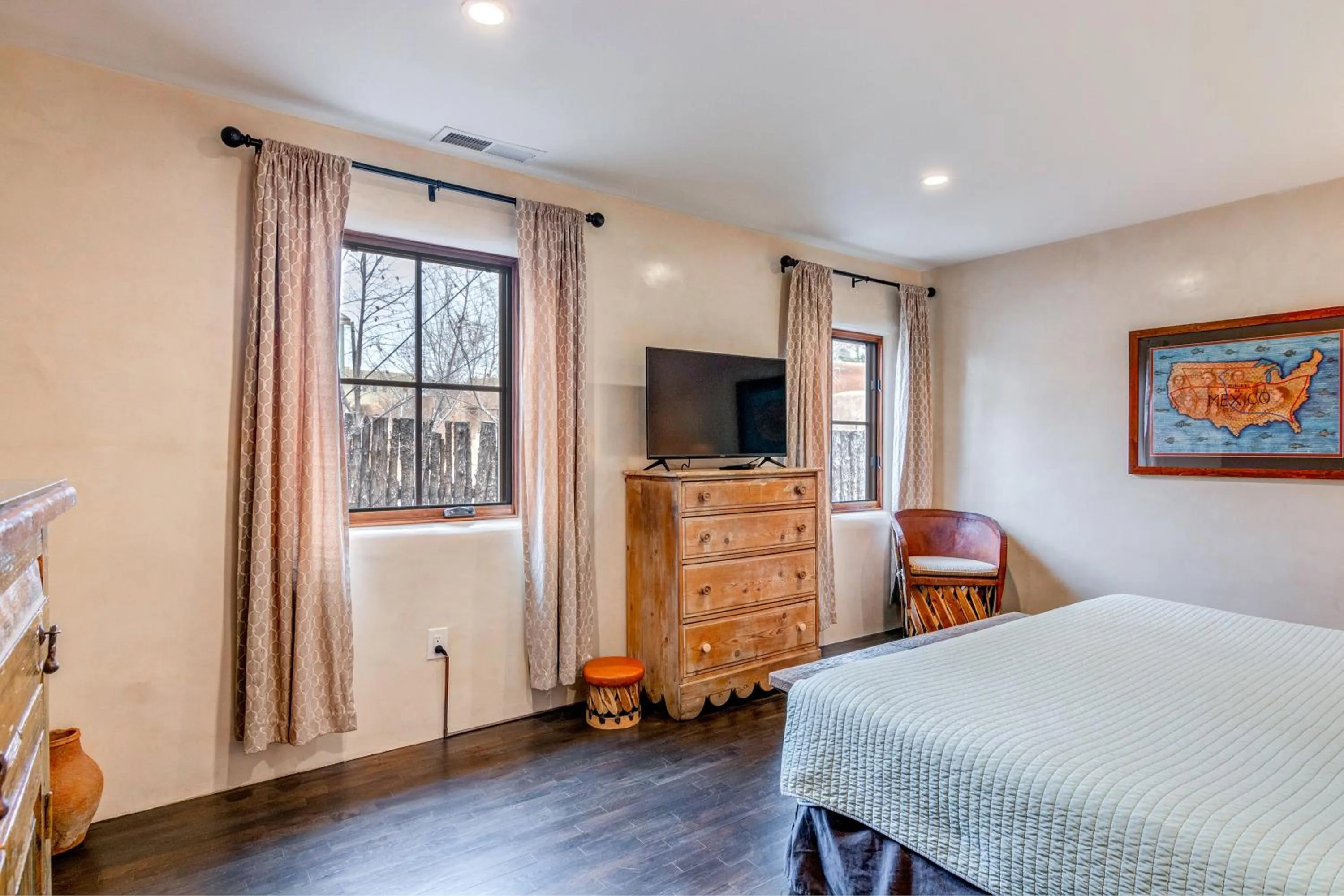 Bedroom, Bed in Santa Fe Motel & Inn
