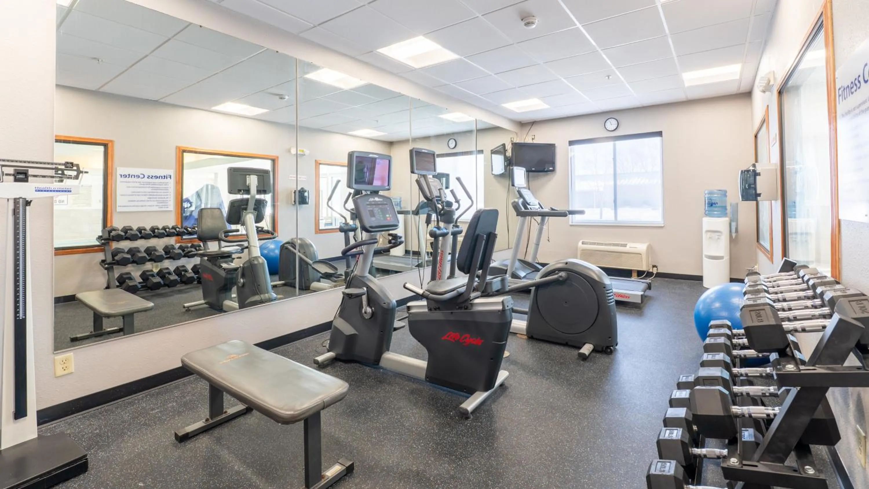 Spa and wellness centre/facilities in Holiday Inn Express Hotel & Suites Anderson by IHG