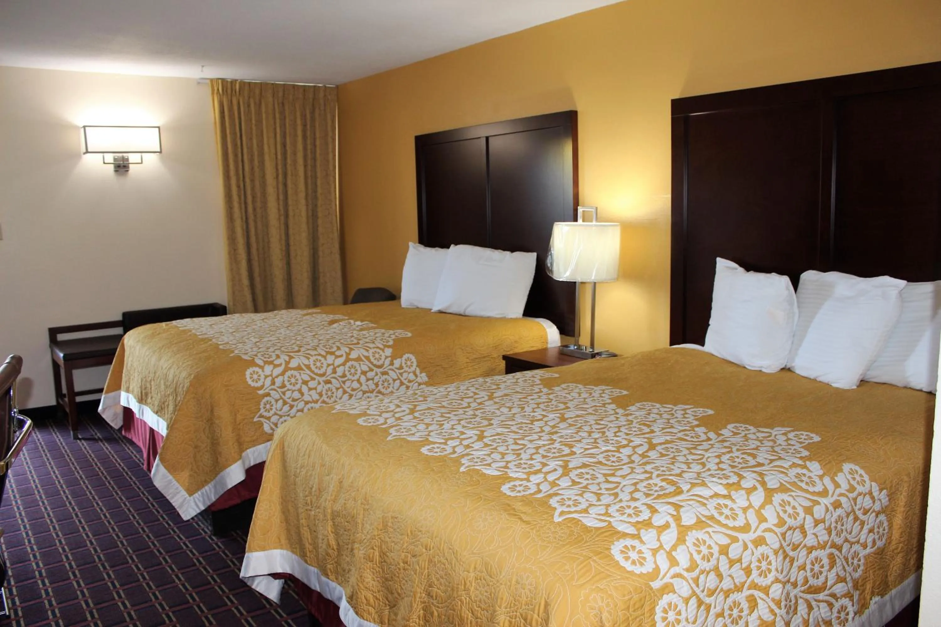 Bed in Bluegrass Inn