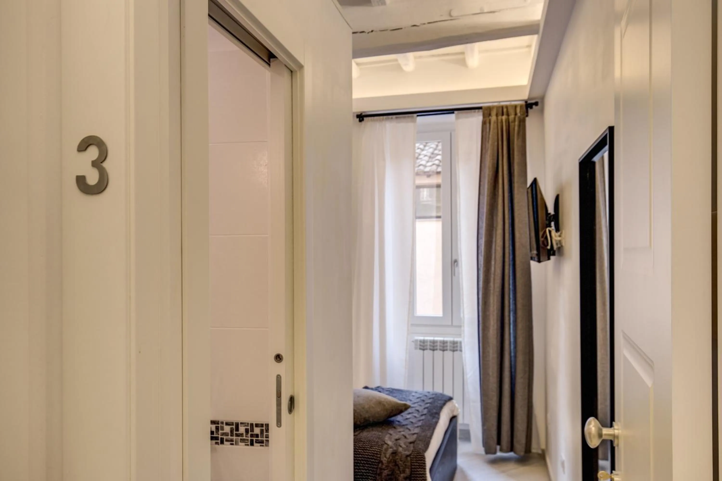 Decorative detail in Dimore Costaguti